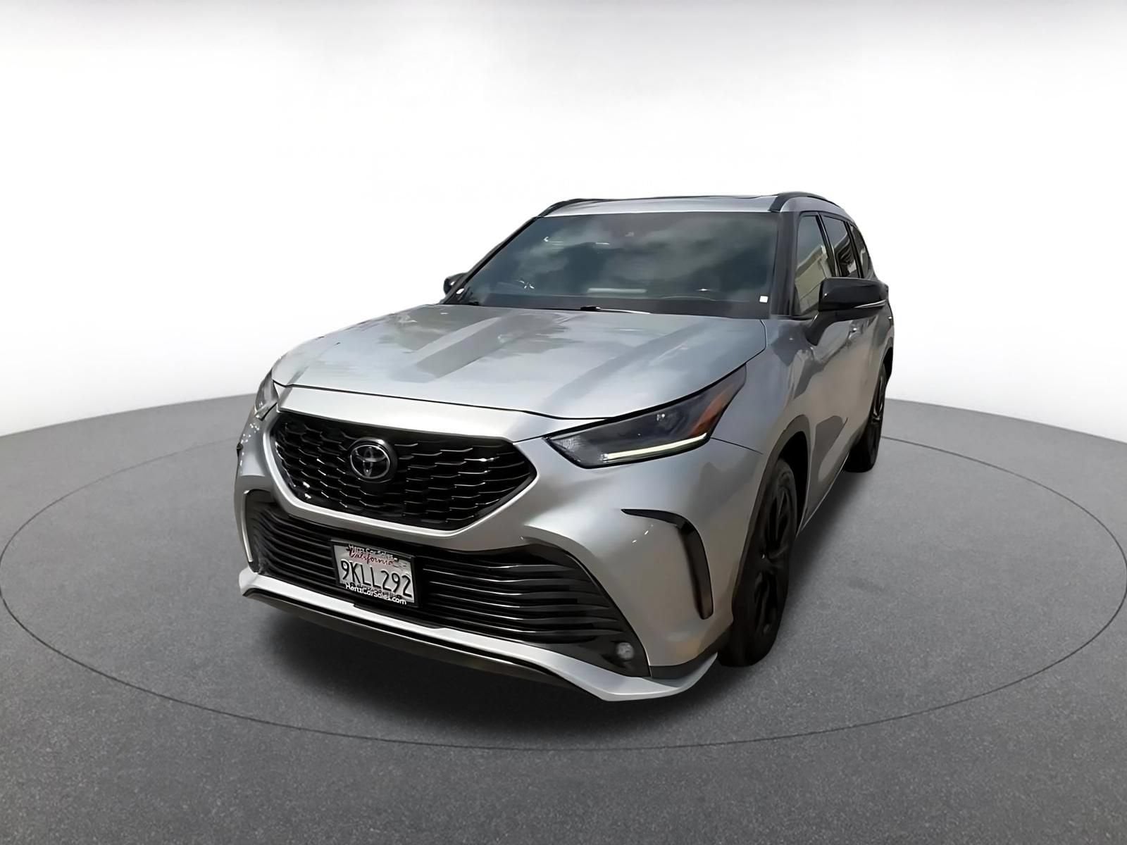 Thumbnail: 2024 Toyota Highlander - 7