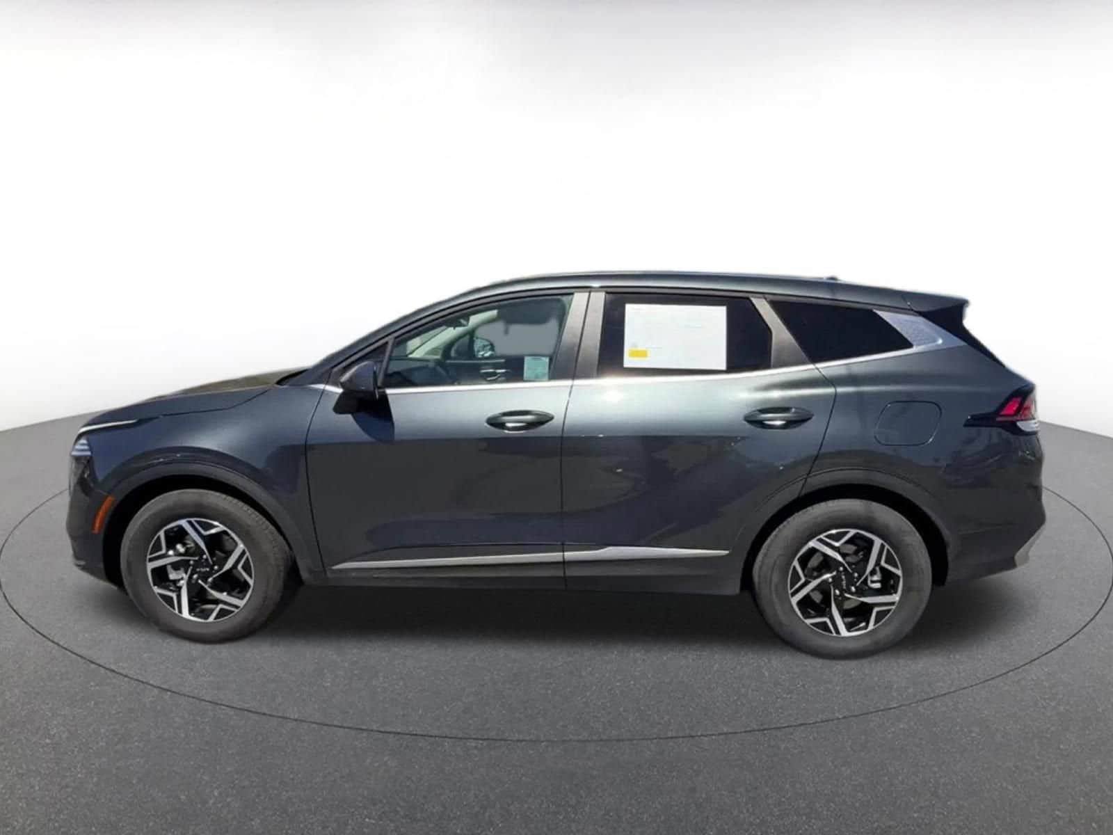 Thumbnail: 2025 Kia Sportage - 9