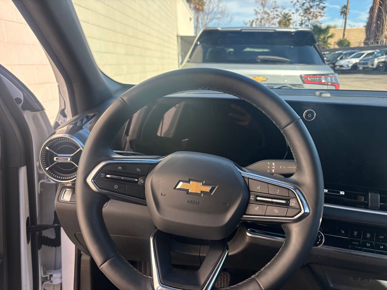 Thumbnail: 2025 Chevrolet Equinox - 34