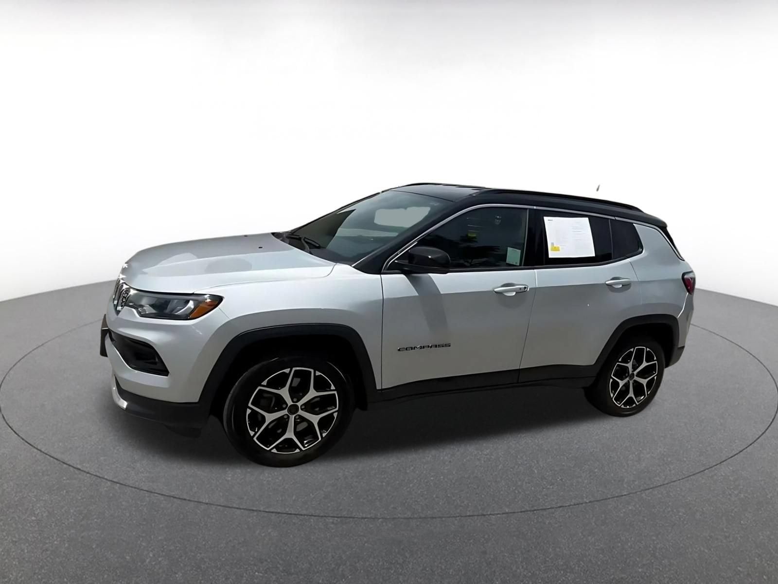 Thumbnail: 2025 Jeep Compass - 7