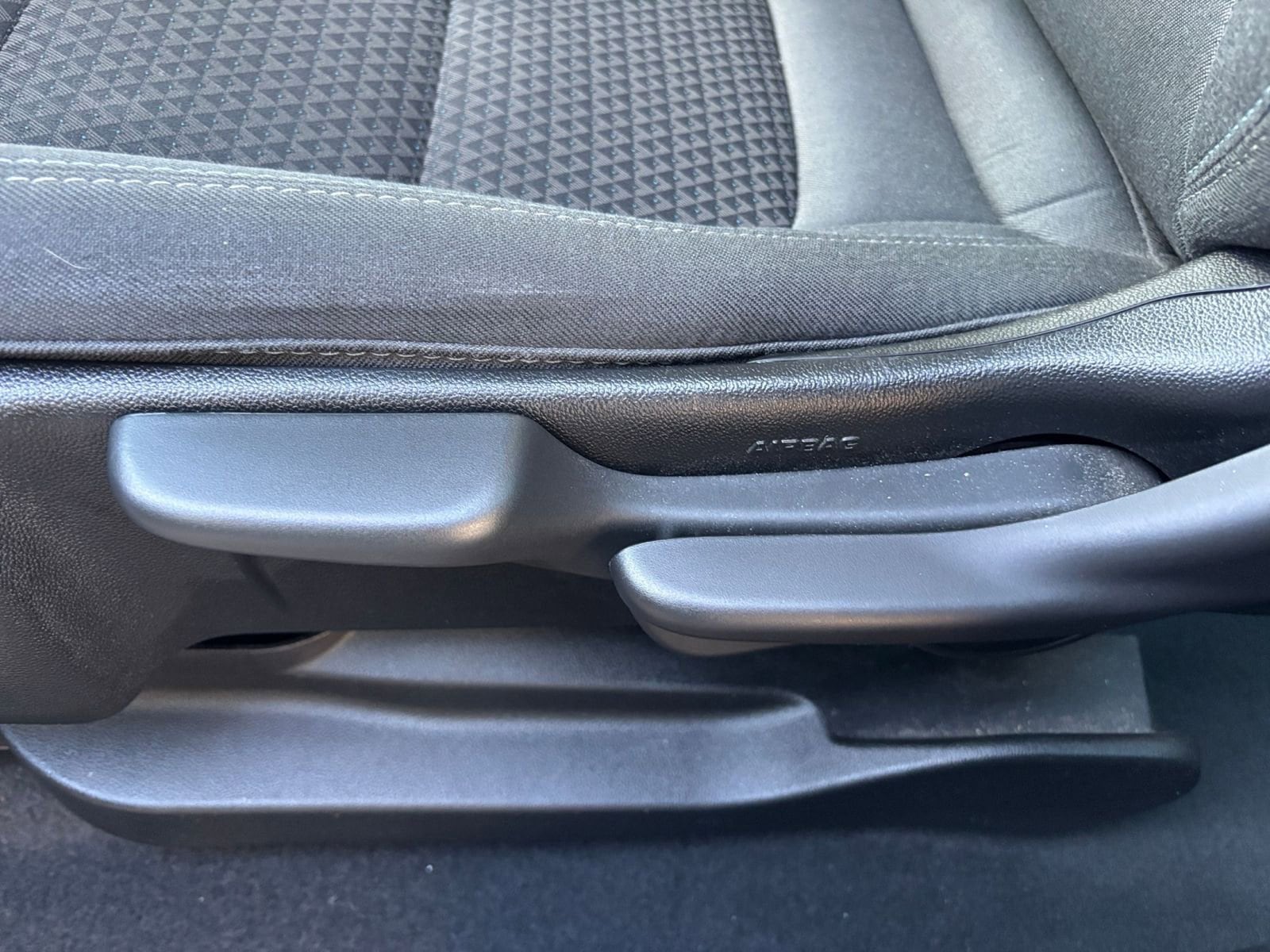 Thumbnail: 2023 Chevrolet Bolt EV - 28