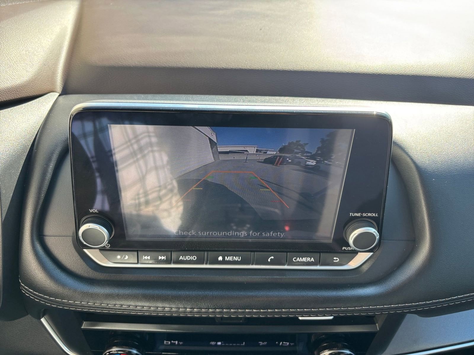 2023 Nissan Rogue SV 23