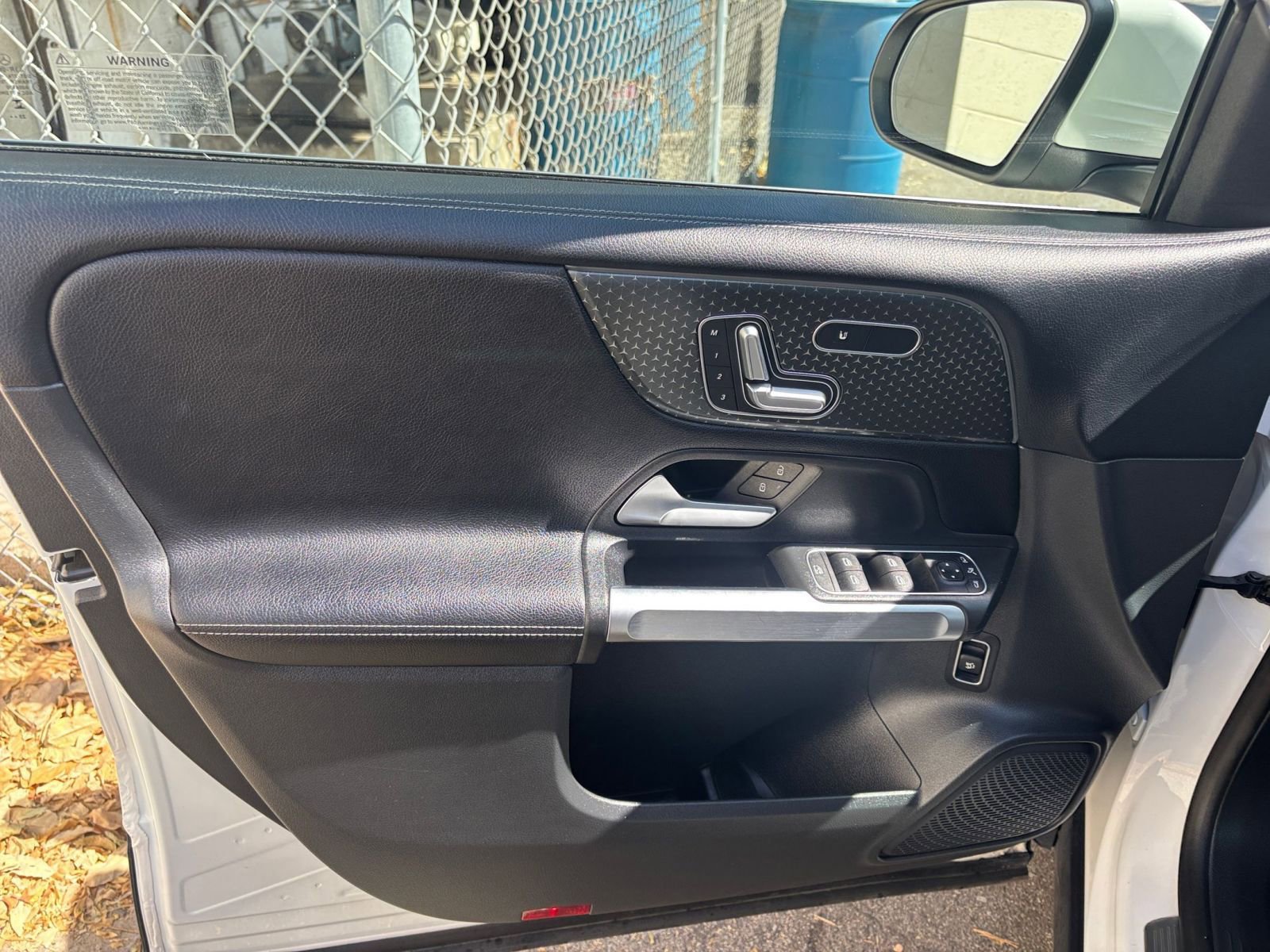 Thumbnail: 2024 Mercedes-Benz GLB - 20