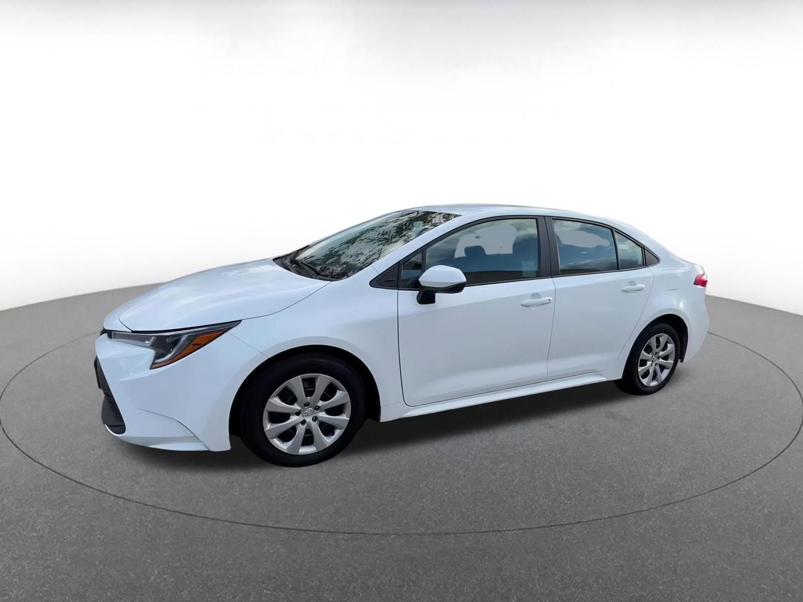 Thumbnail: 2025 Toyota Corolla - 8