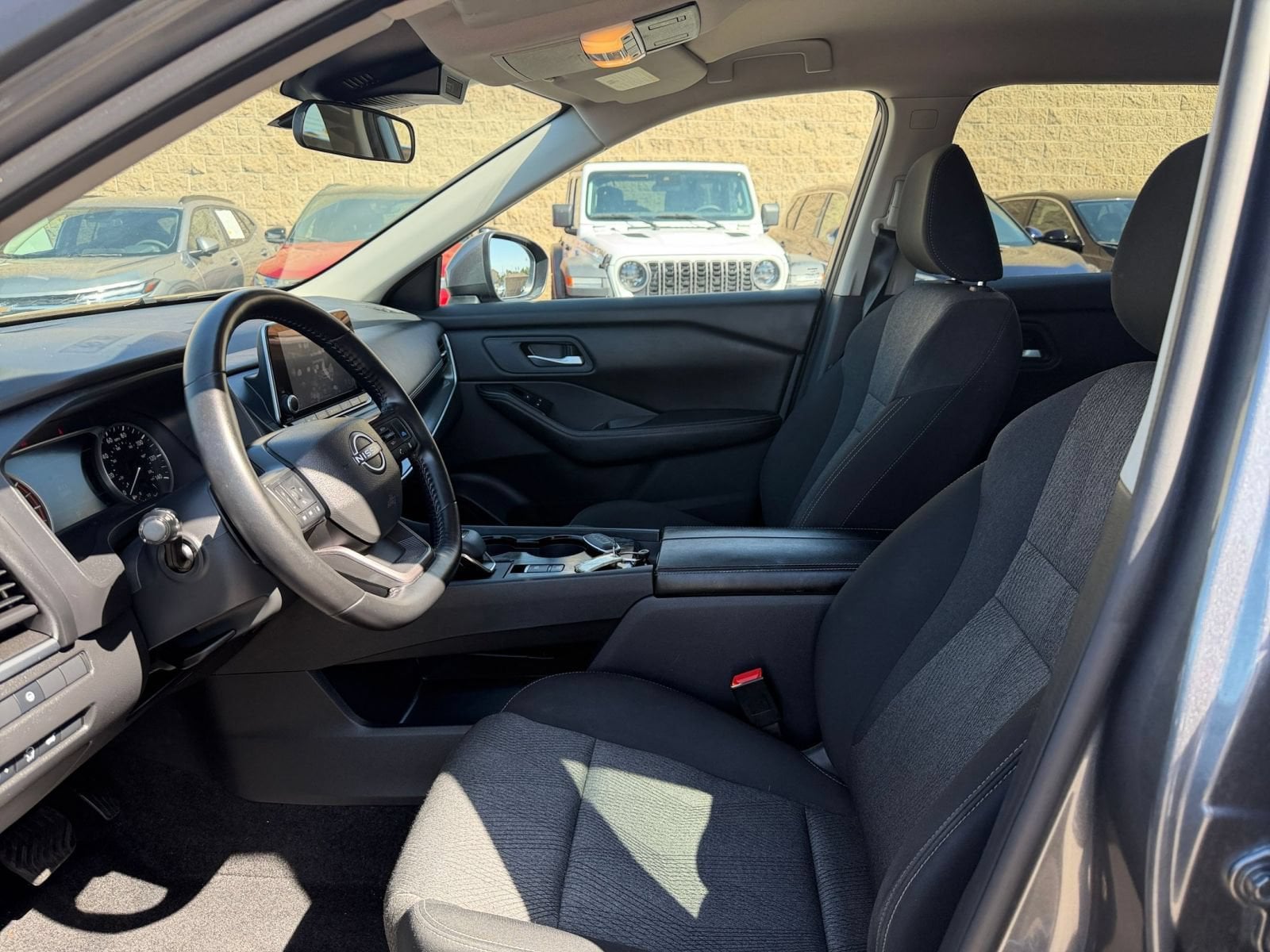 Thumbnail: 2025 Nissan Rogue - 28