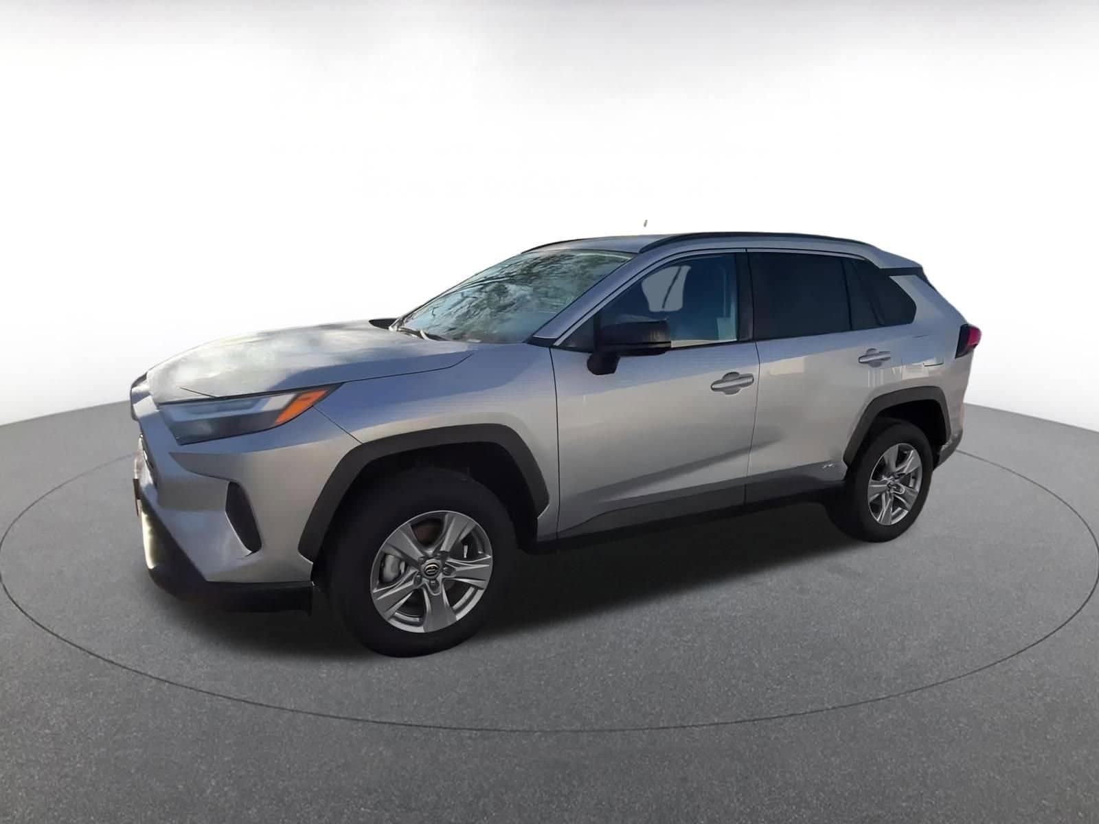 Thumbnail: 2025 Toyota RAV4 - 7