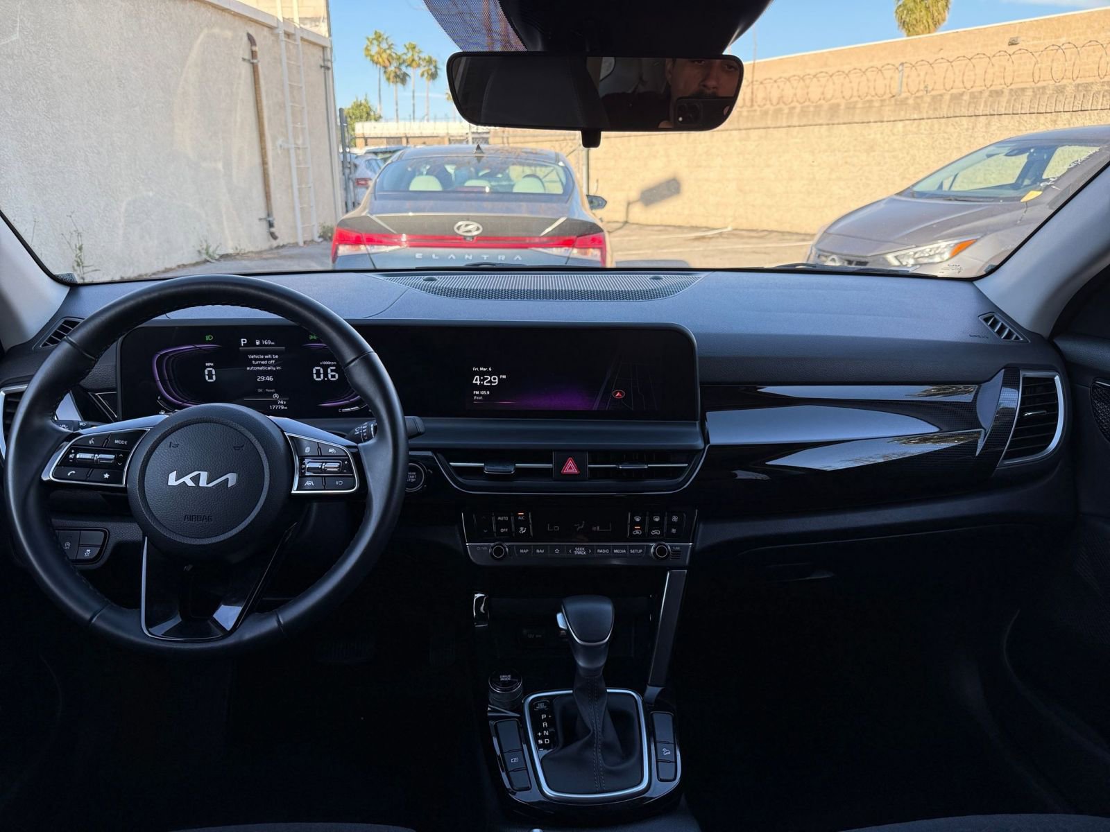 Thumbnail: 2025 Kia Seltos - 34