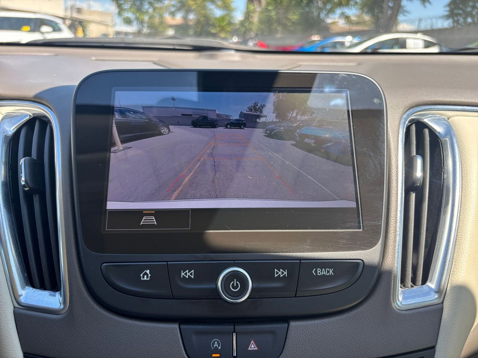 Thumbnail: 2024 Chevrolet Malibu - 17