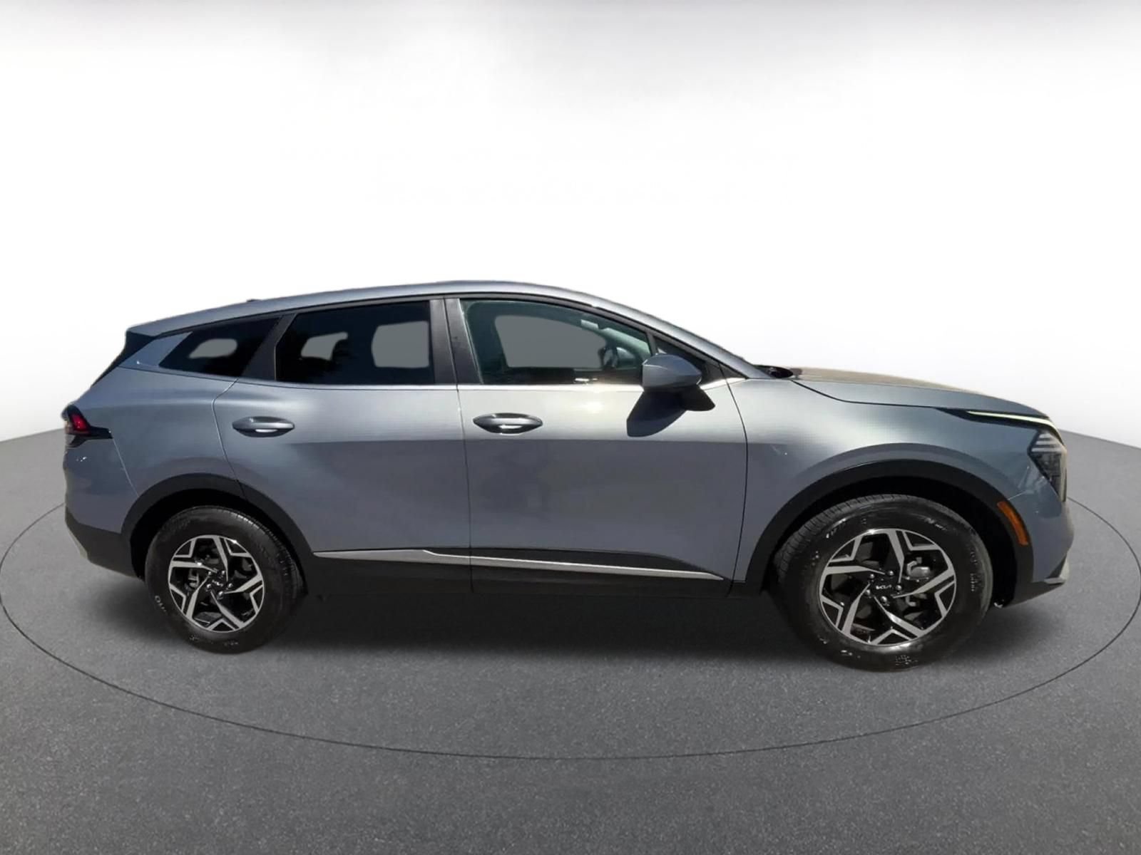 Thumbnail: 2025 Kia Sportage - 16