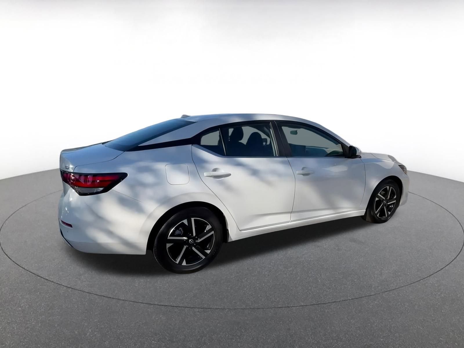 Thumbnail: 2024 Nissan Sentra - 15
