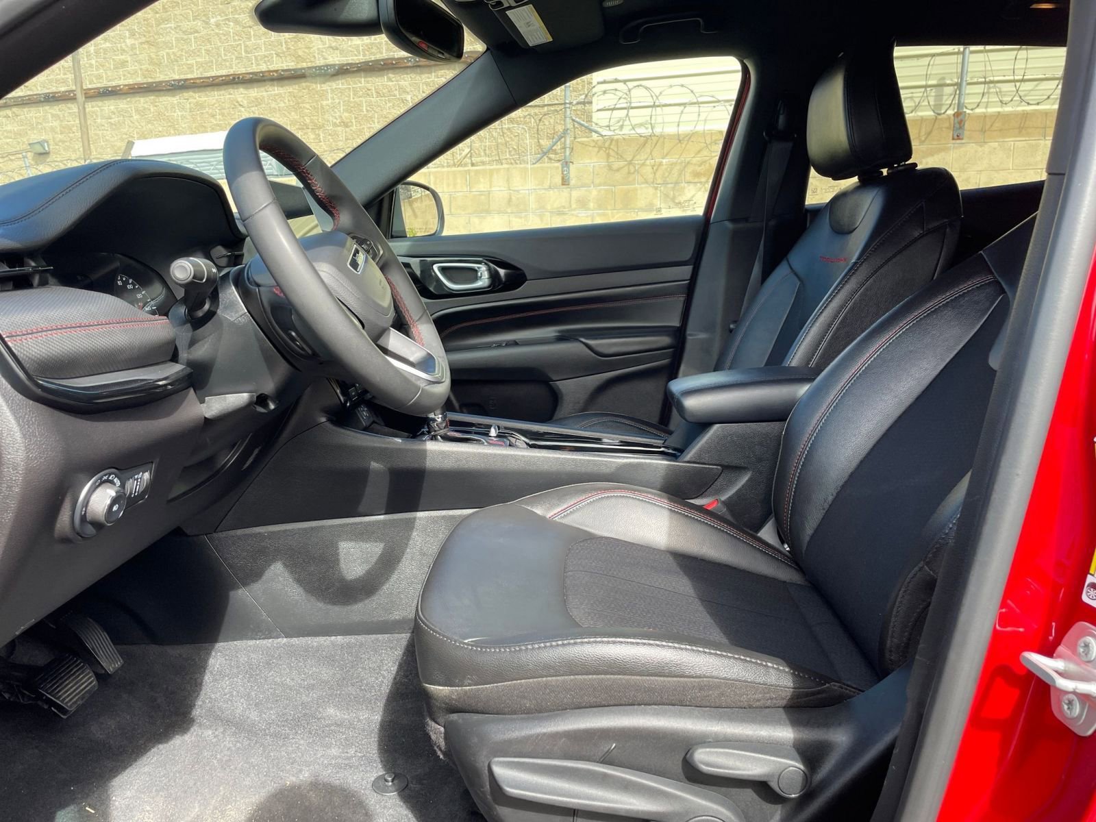 Thumbnail: 2025 Jeep Compass - 27