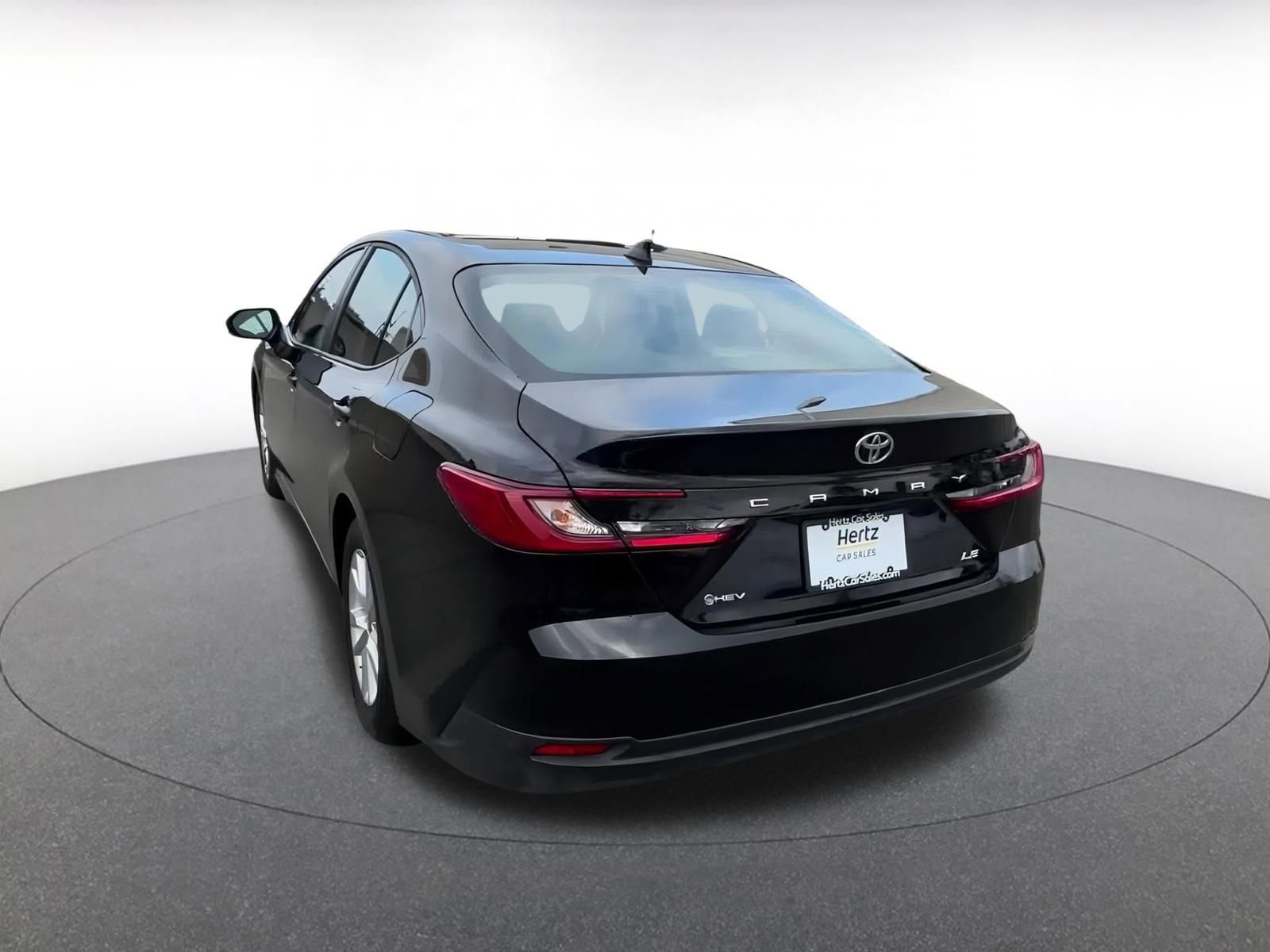 Thumbnail: 2025 Toyota Camry - 11