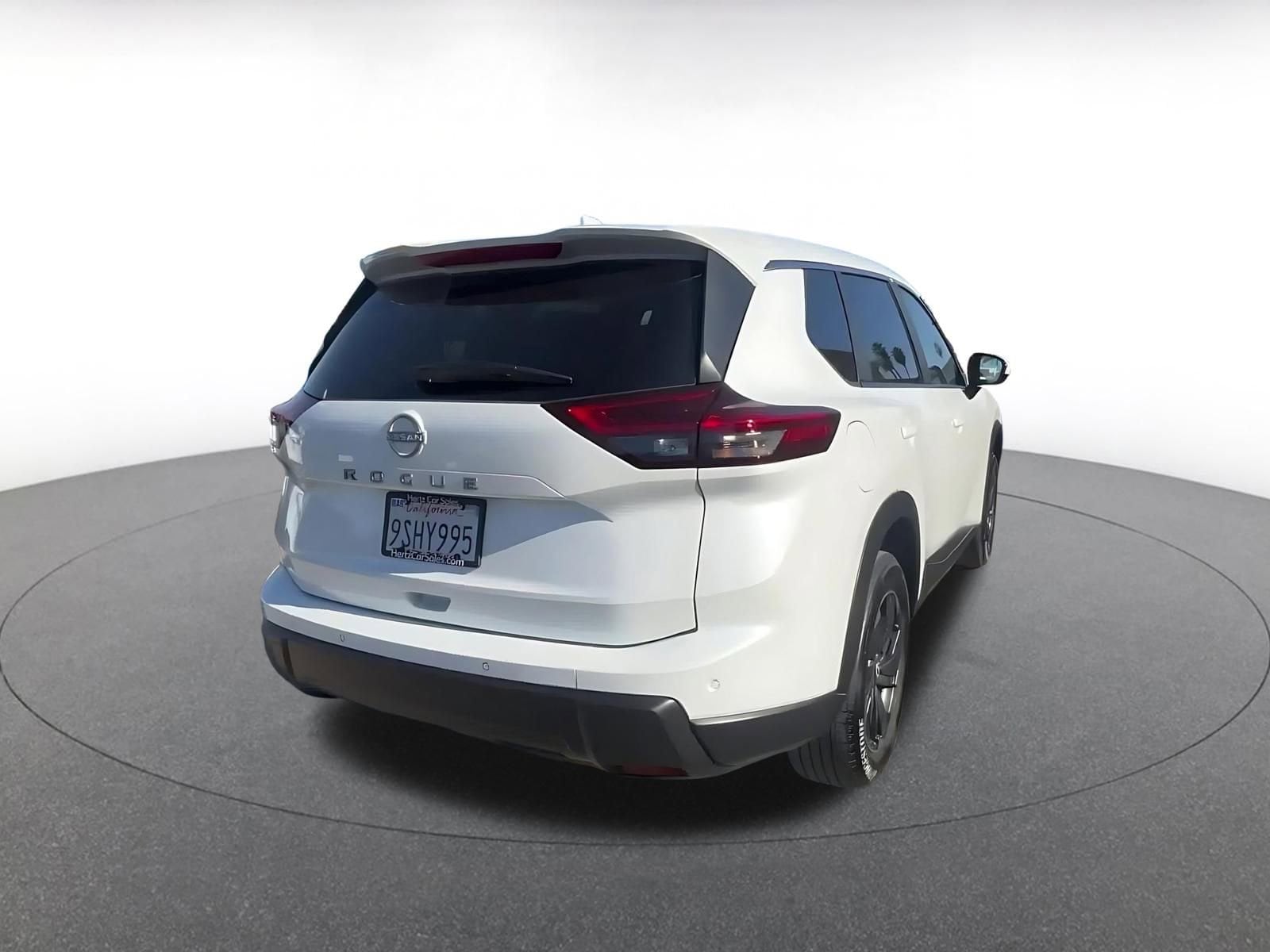 Thumbnail: 2025 Nissan Rogue - 14