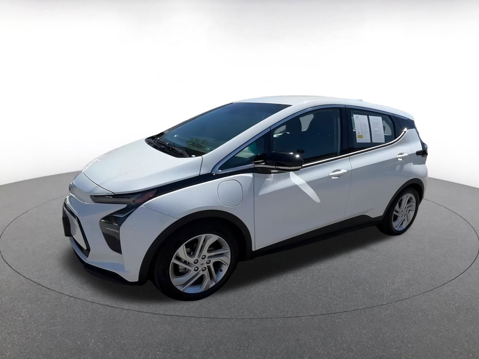 Thumbnail: 2023 Chevrolet Bolt EV - 8