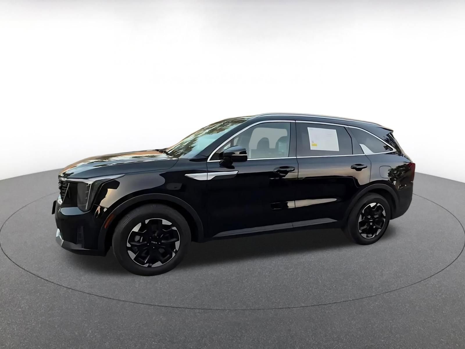 Thumbnail: 2024 Kia Sorento - 8