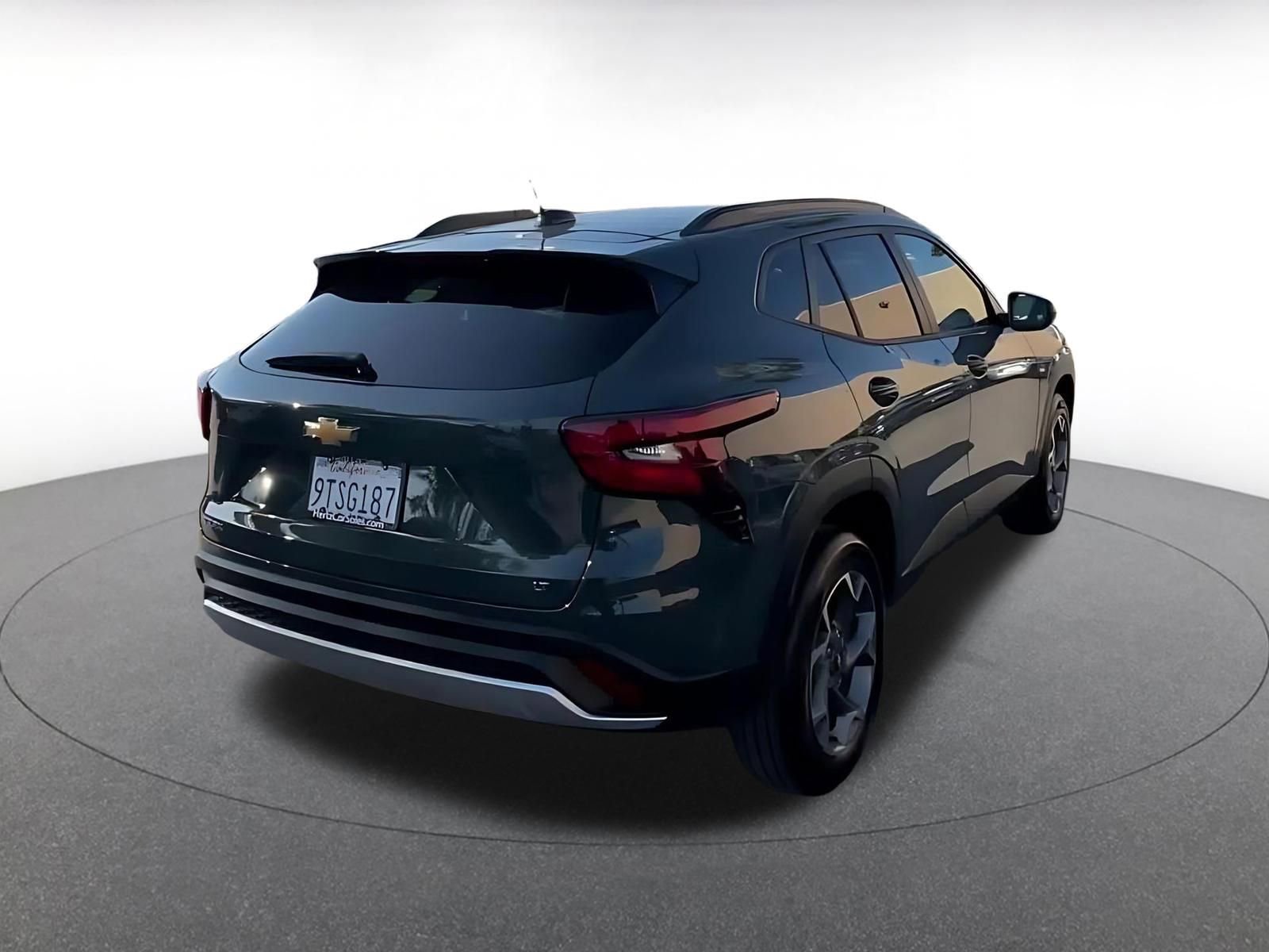 Thumbnail: 2025 Chevrolet Trax - 15