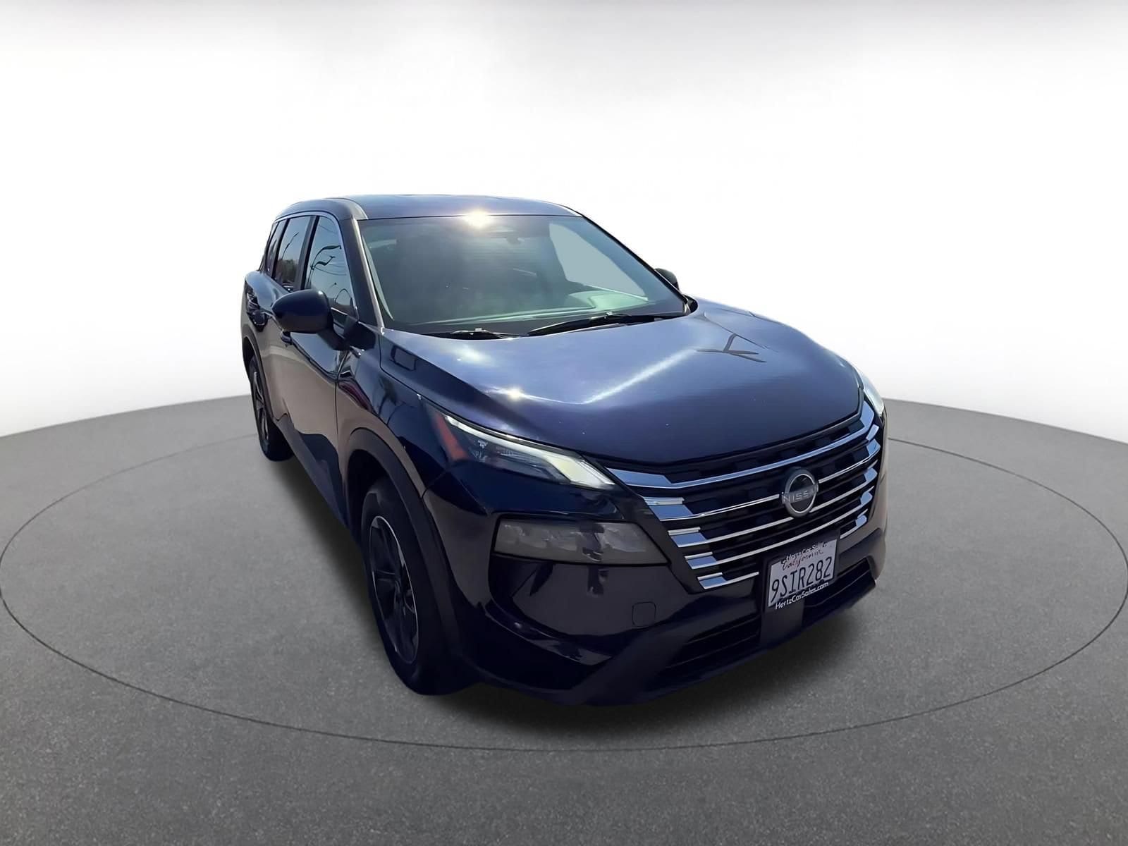 Thumbnail: 2025 Nissan Rogue - 3
