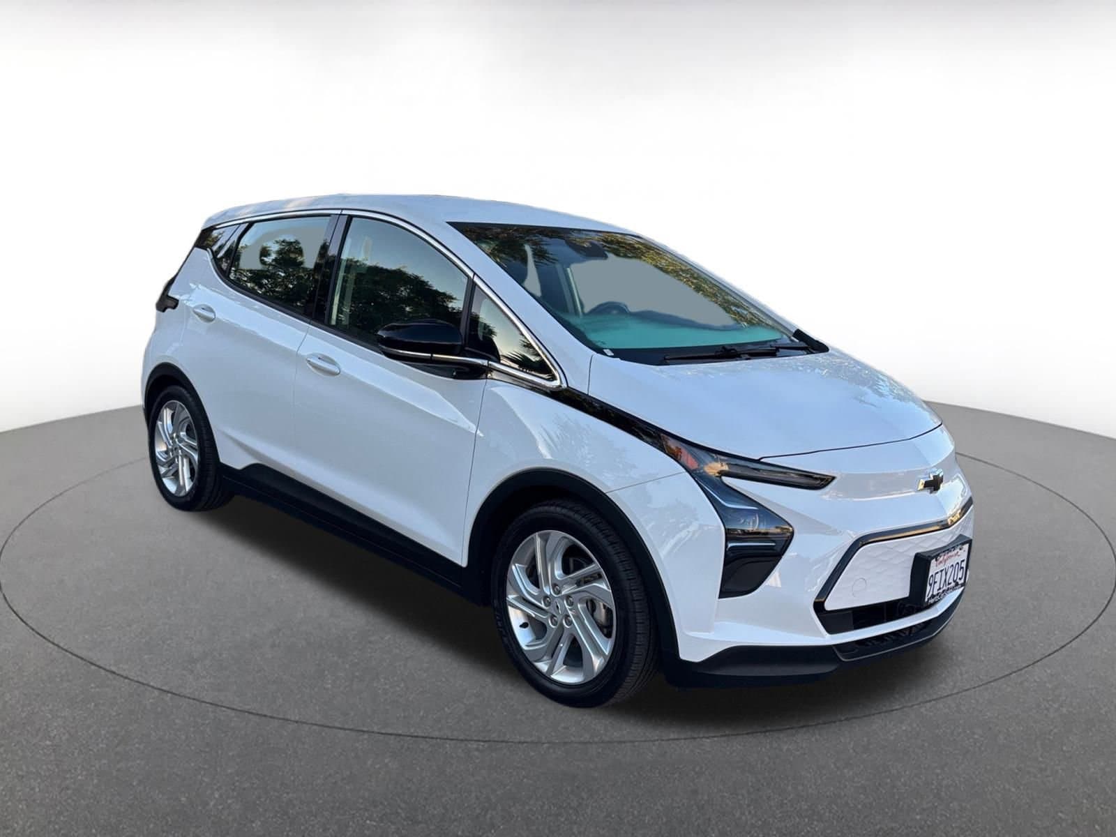 Thumbnail: 2023 Chevrolet Bolt EV - 1