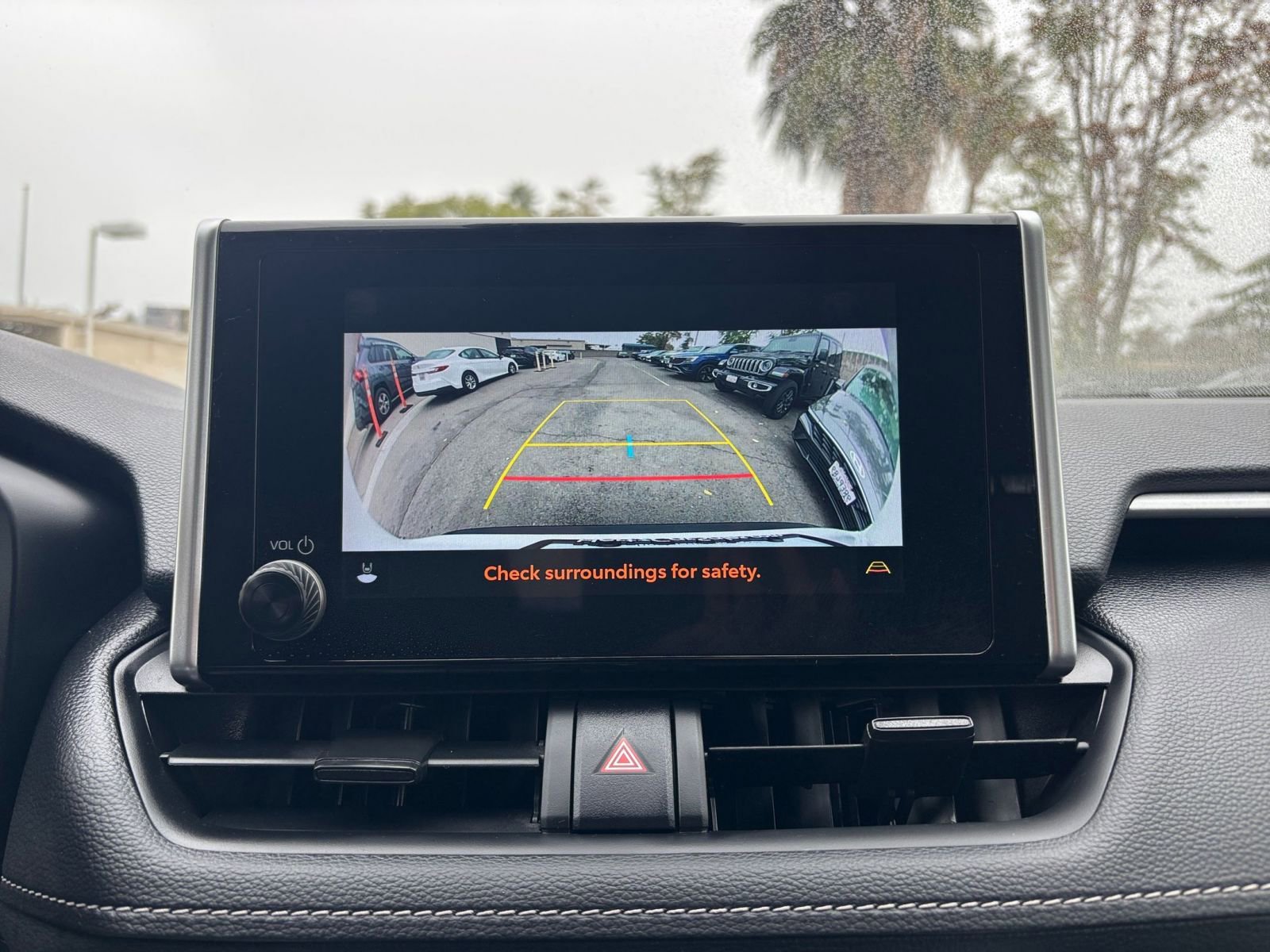 Thumbnail: 2025 Toyota RAV4 - 17