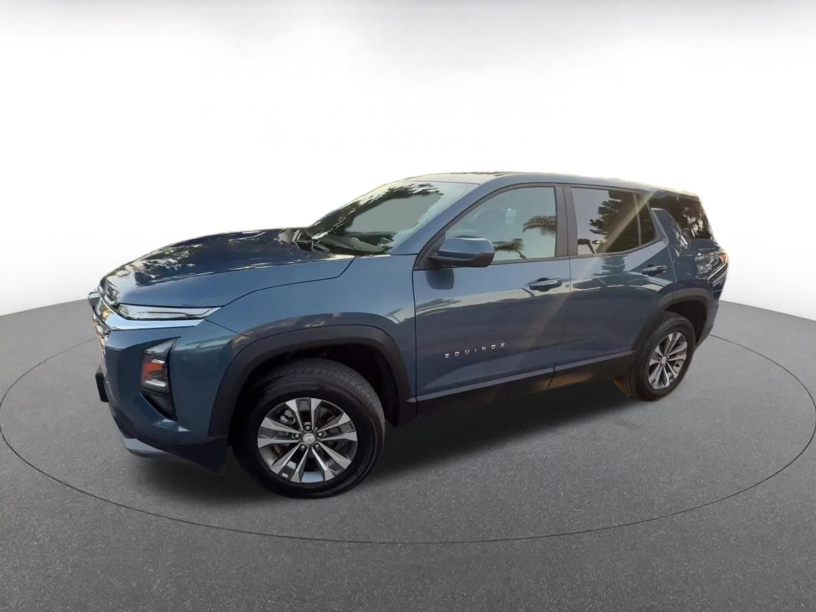 Thumbnail: 2025 Chevrolet Equinox - 8