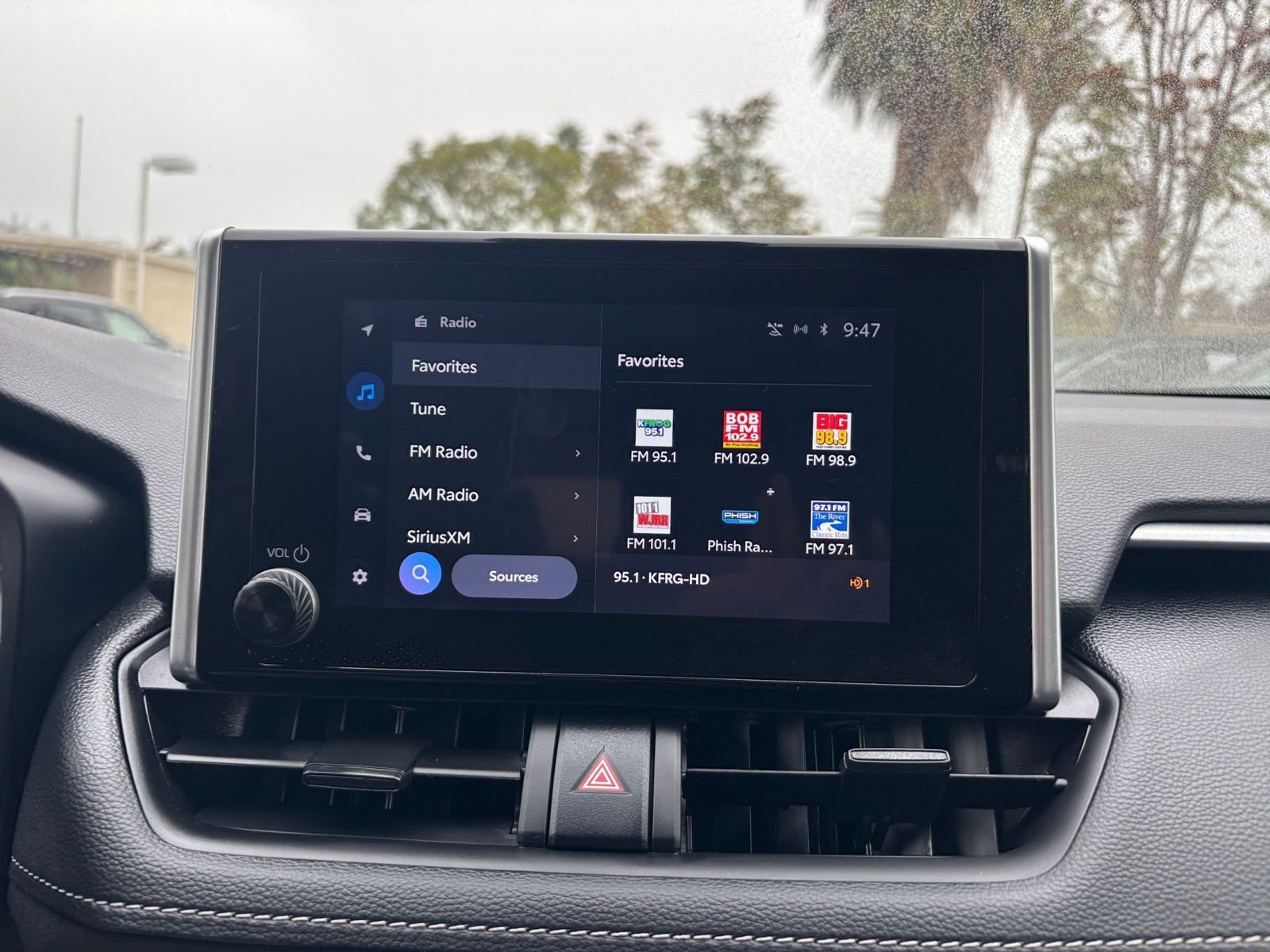 Thumbnail: 2025 Toyota RAV4 - 21