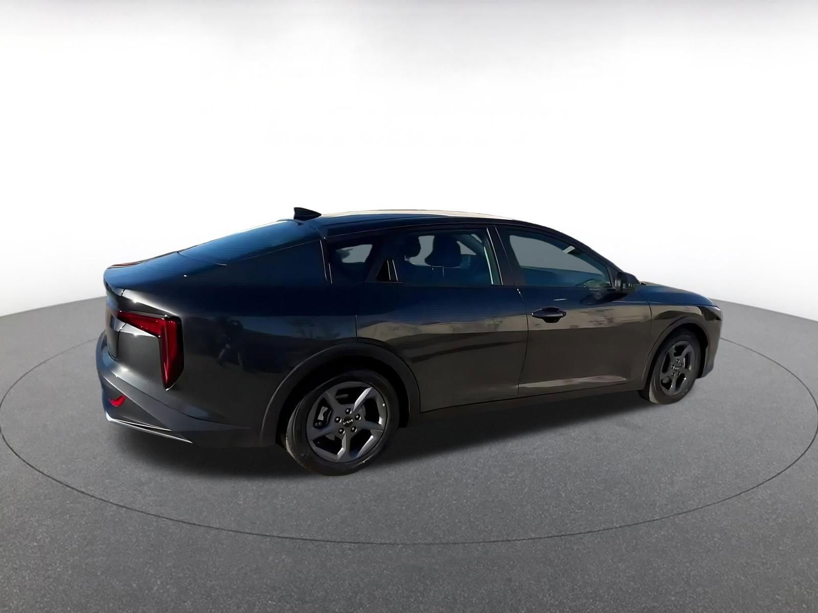 Thumbnail: 2025 Kia K4 - 14