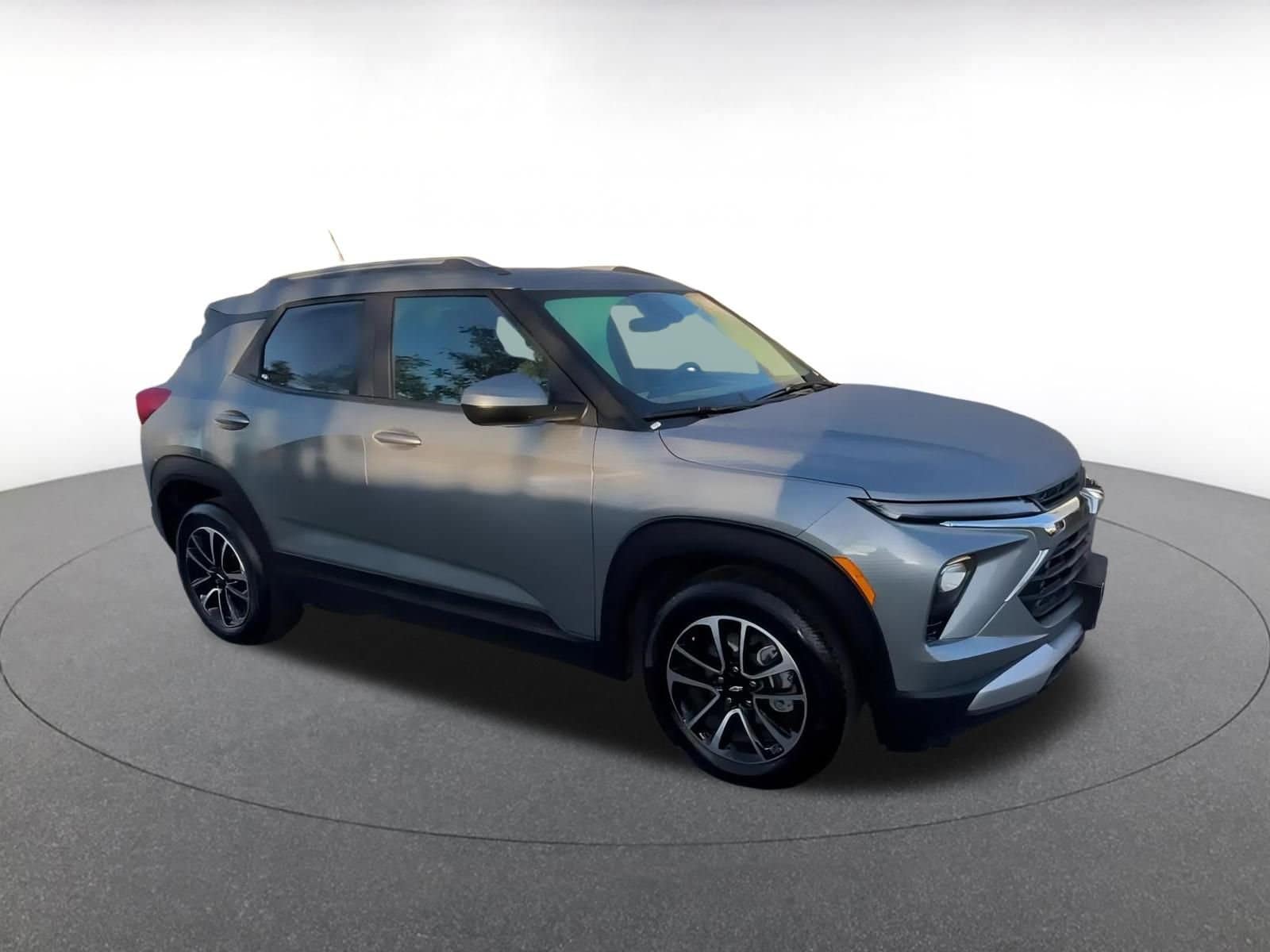 Thumbnail: 2025 Chevrolet TrailBlazer - 2