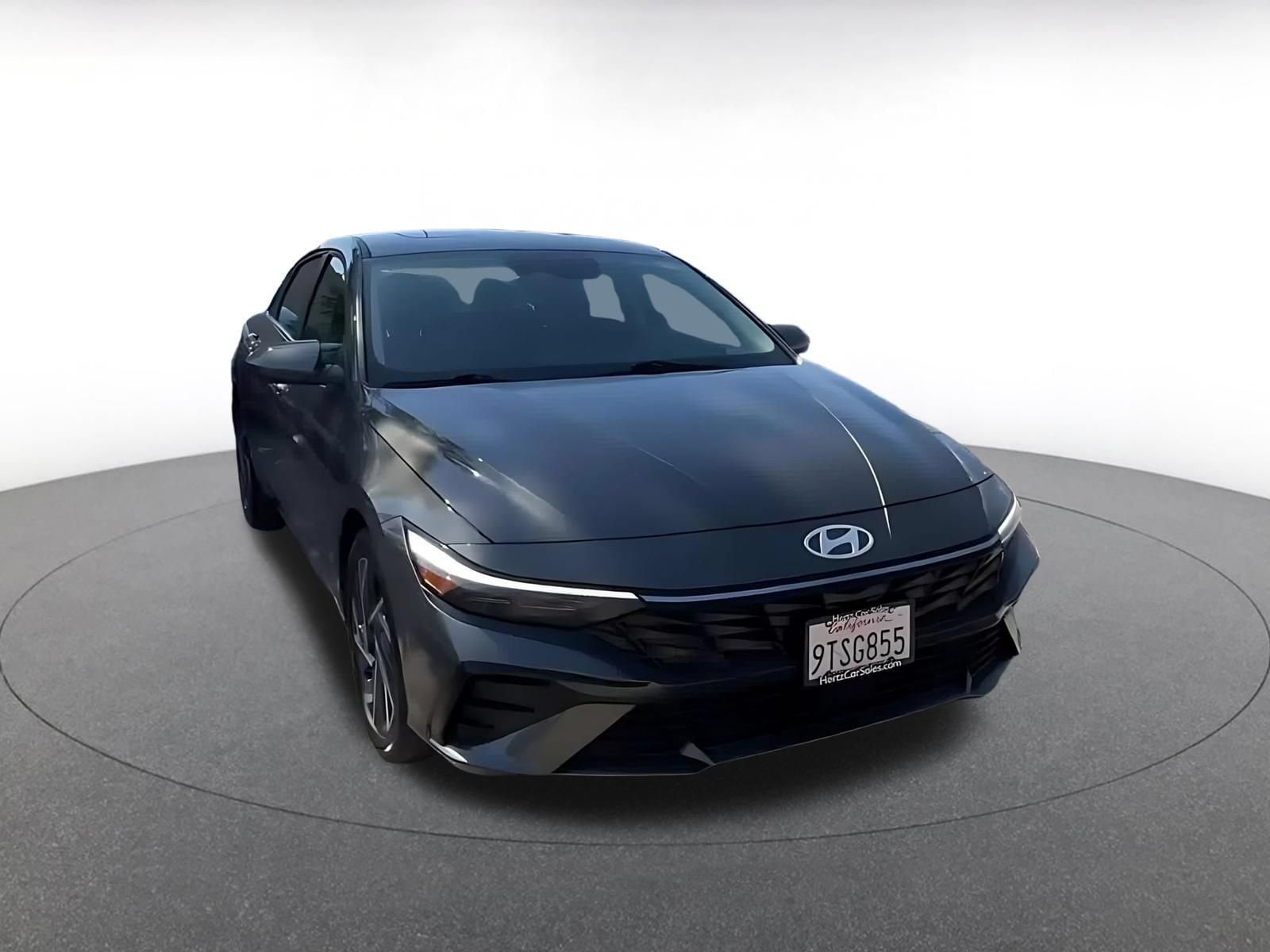 Thumbnail: 2025 Hyundai Elantra - 3
