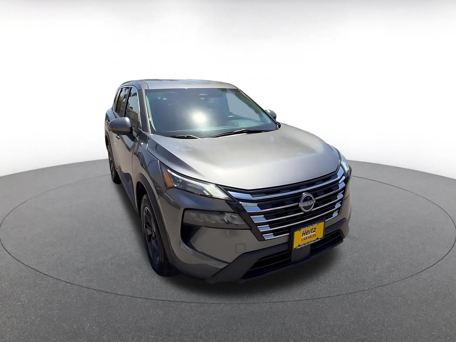 Thumbnail: 2025 Nissan Rogue - 3