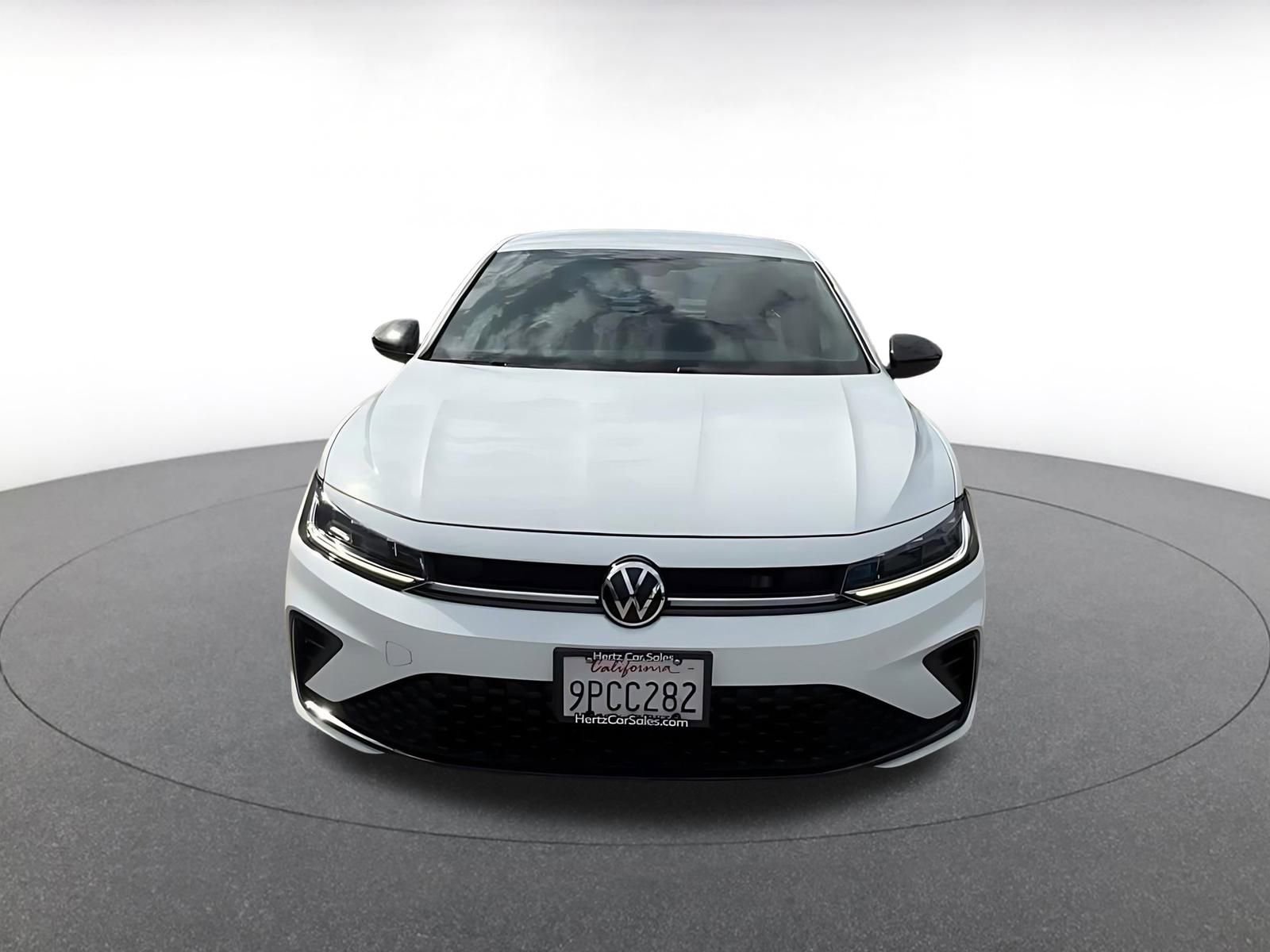 Thumbnail: 2025 Volkswagen Jetta - 4