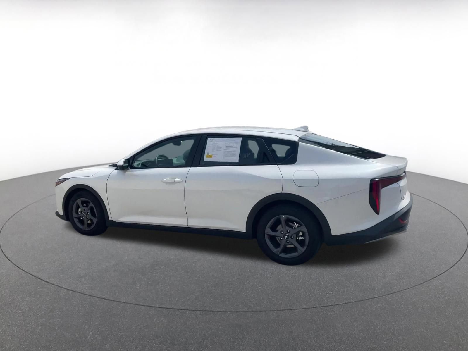 Thumbnail: 2025 Kia K4 - 10