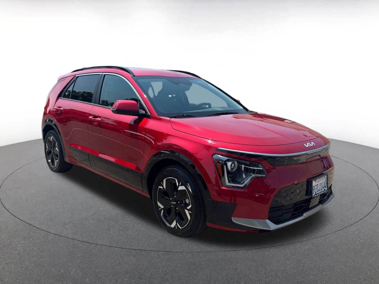 Thumbnail: 2023 Kia Niro - 1