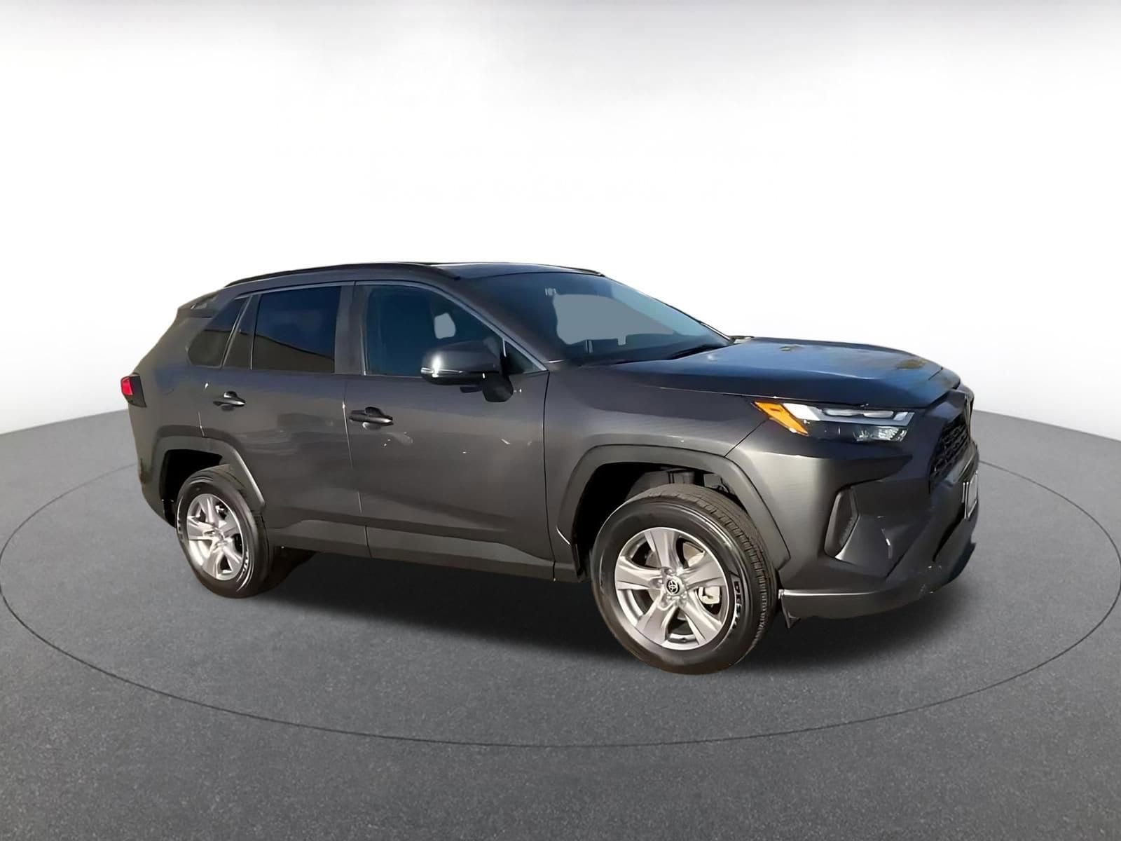 Thumbnail: 2025 Toyota RAV4 - 2