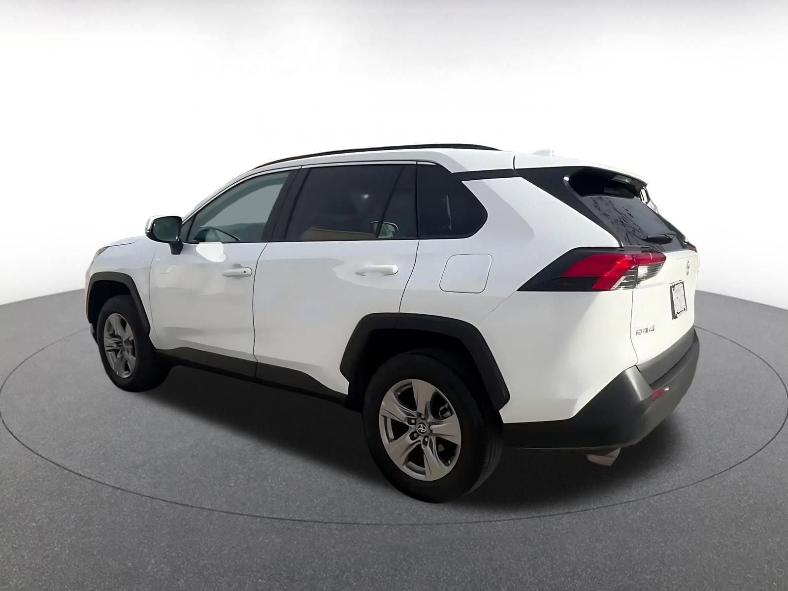 Thumbnail: 2025 Toyota RAV4 - 10