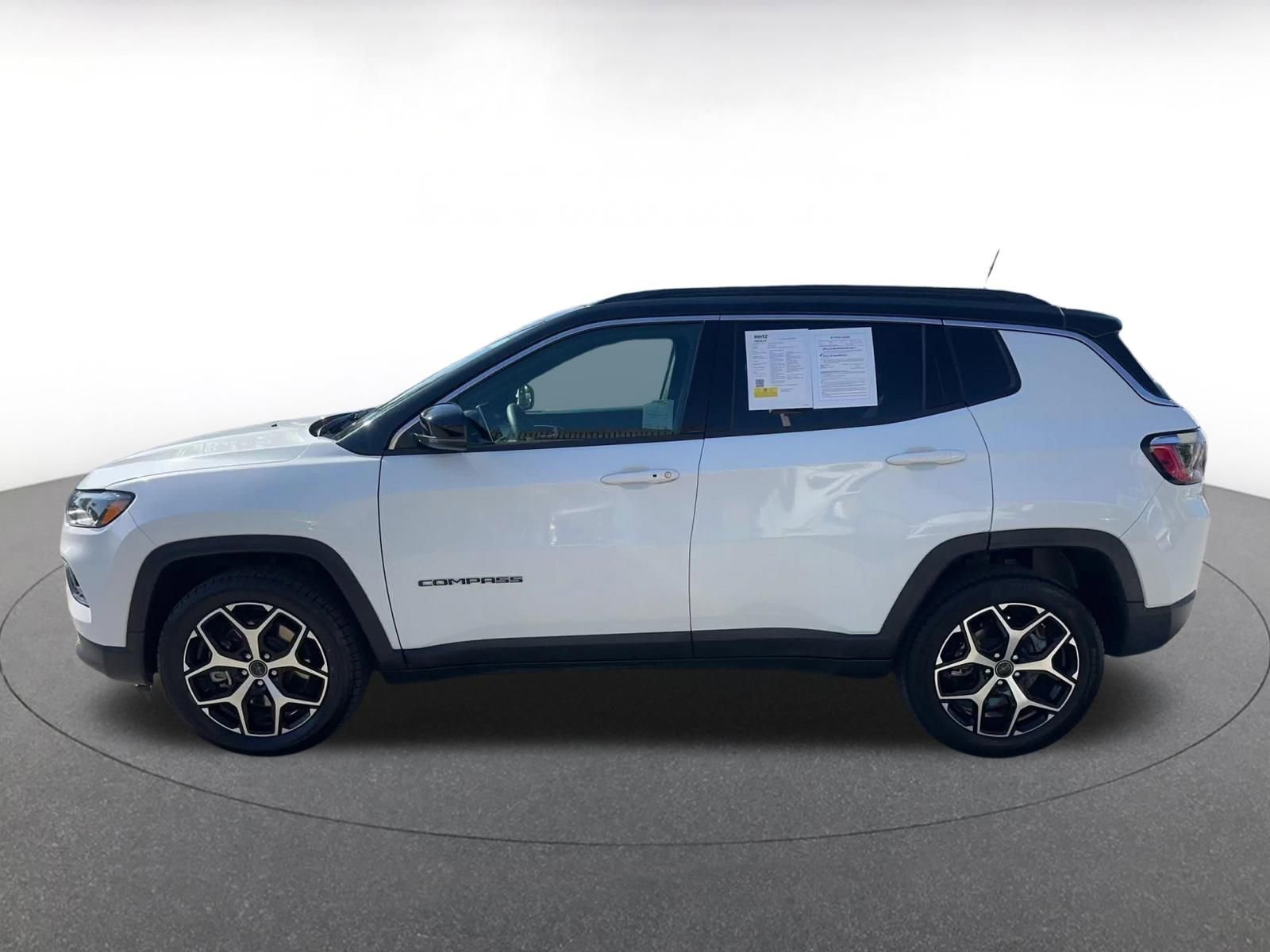 Thumbnail: 2025 Jeep Compass - 9