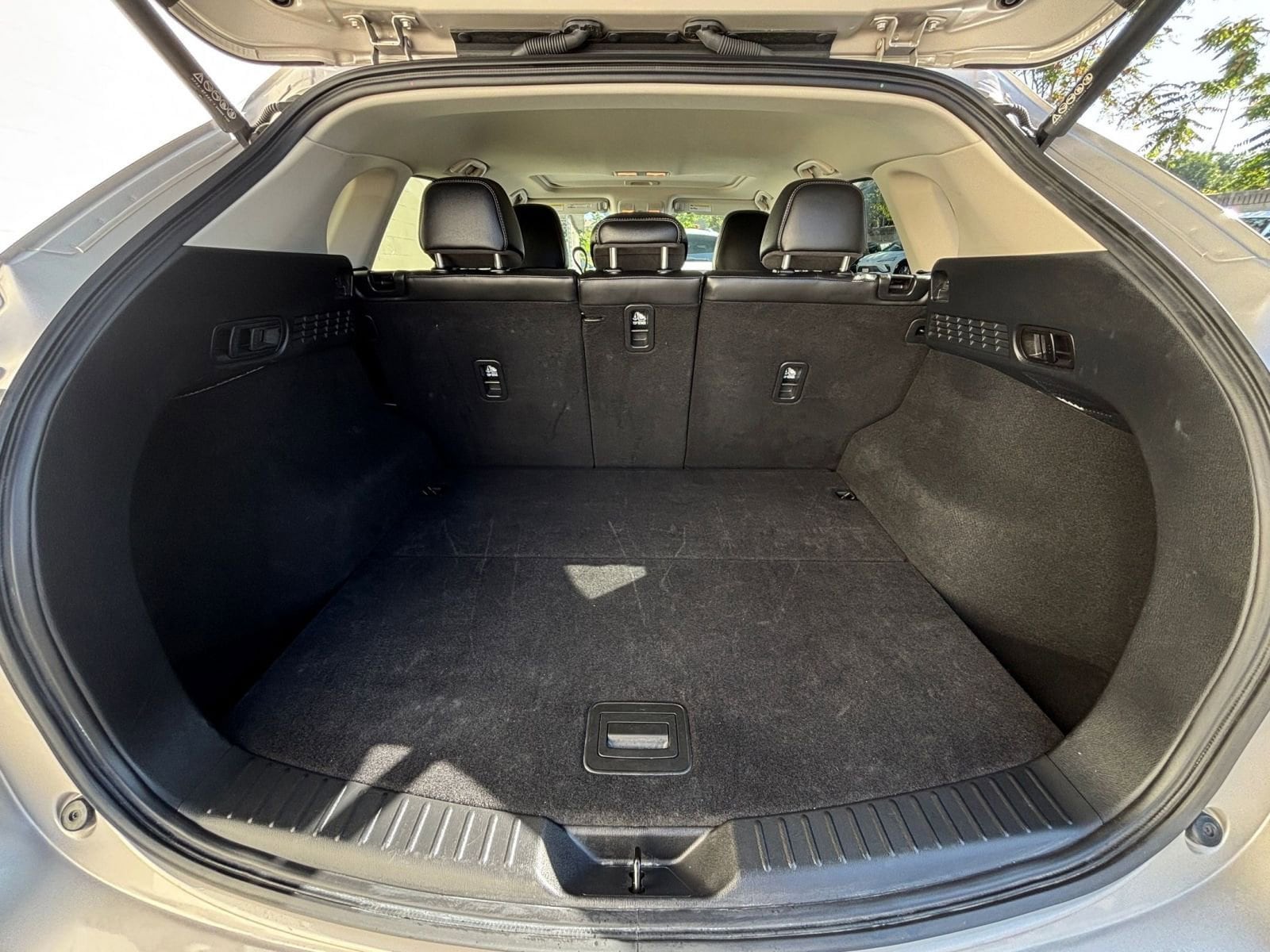 Thumbnail: 2025 Mazda CX-5 - 31