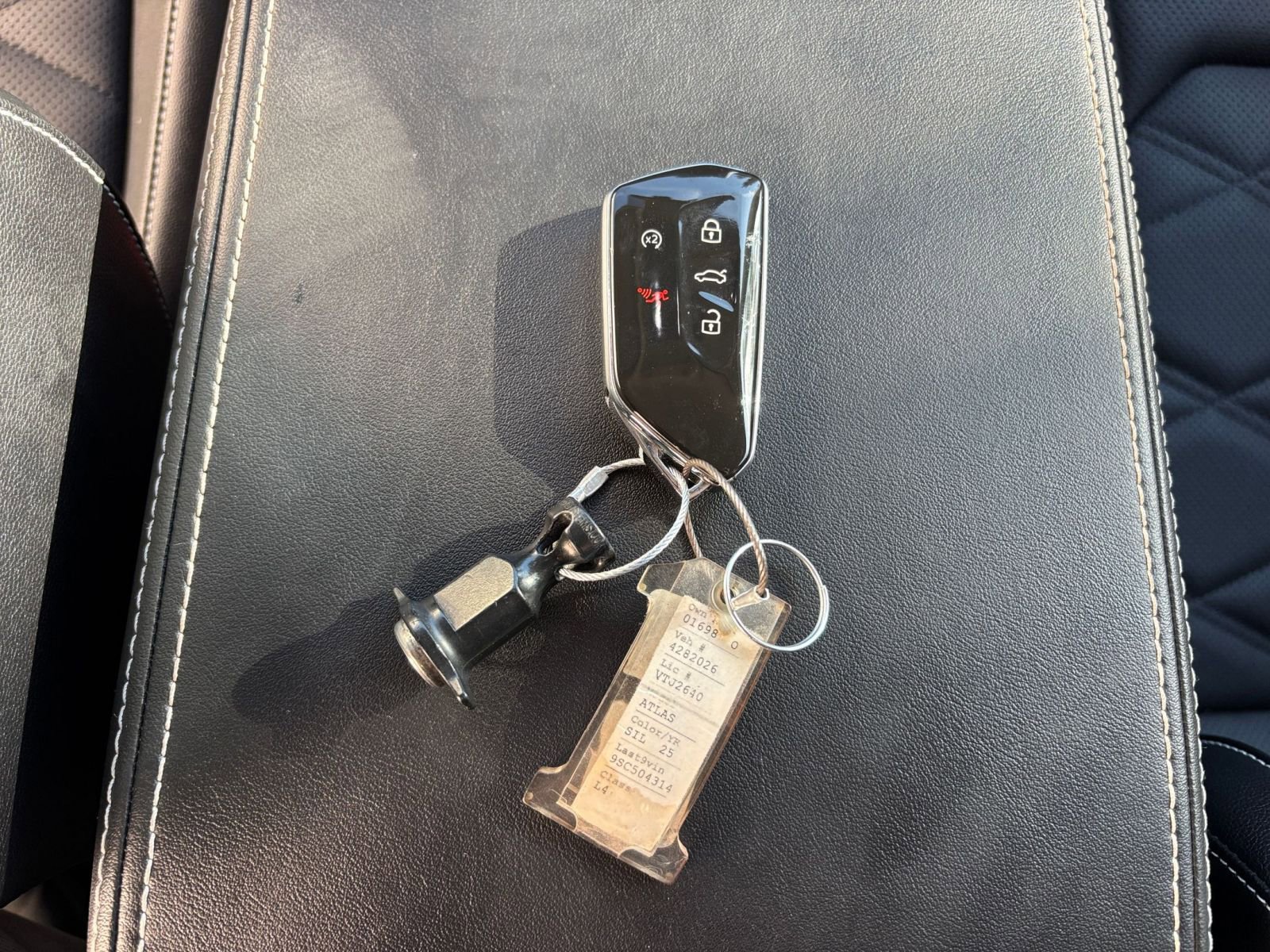 Thumbnail: 2025 Volkswagen Atlas - 23