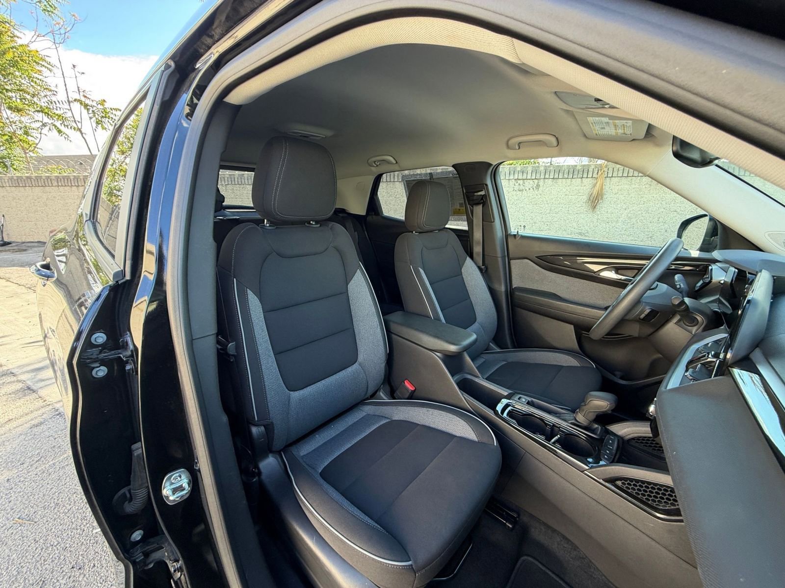 Thumbnail: 2025 Chevrolet TrailBlazer - 35