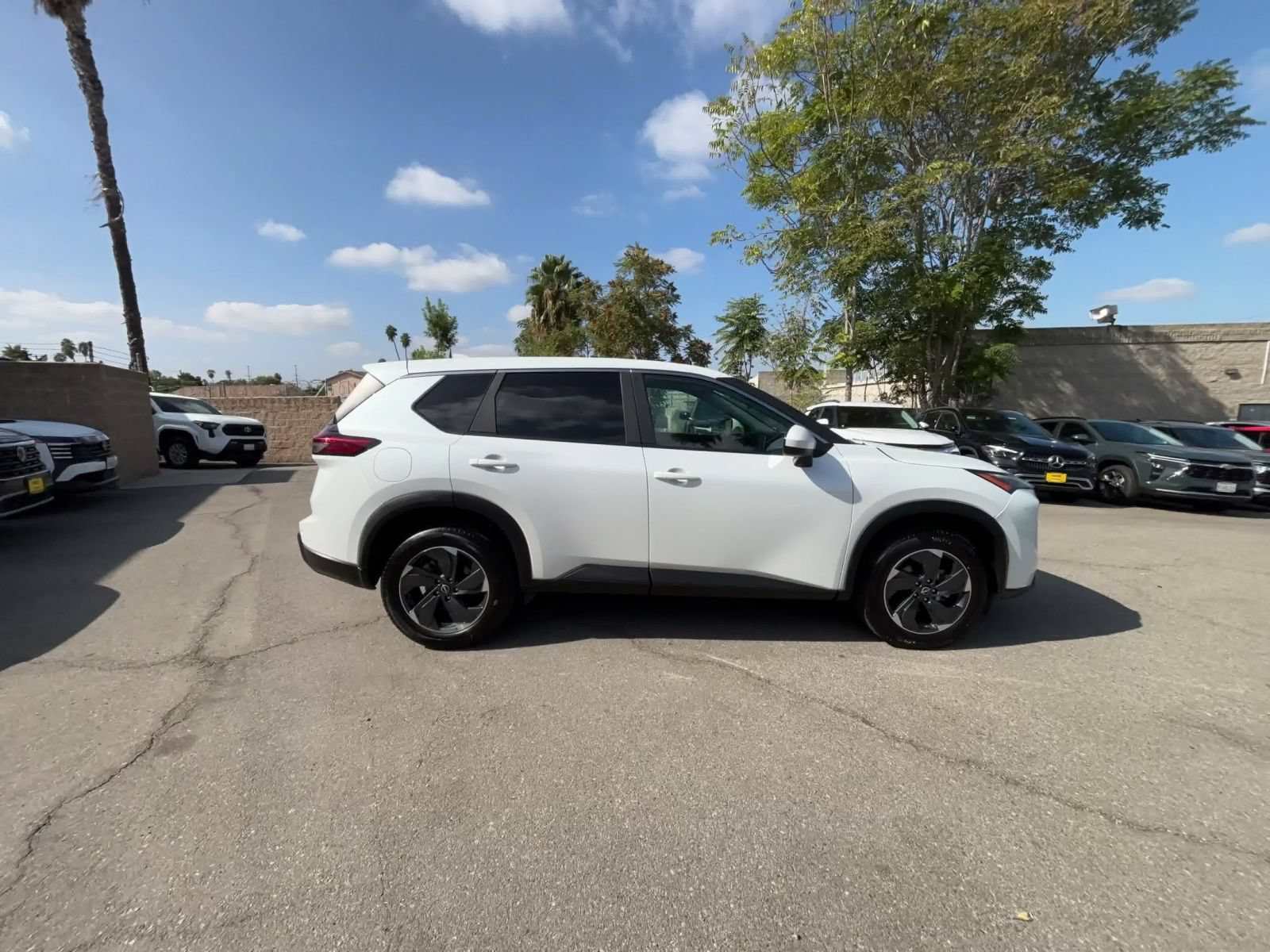 Thumbnail: 2025 Nissan Rogue - 15