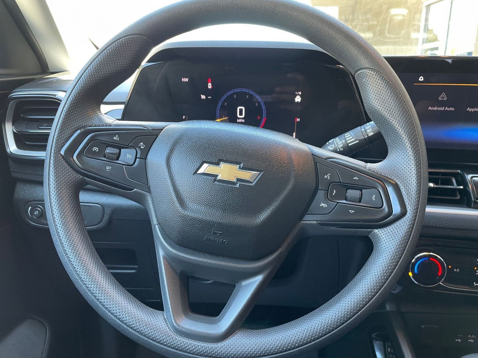 Thumbnail: 2025 Chevrolet TrailBlazer - 27