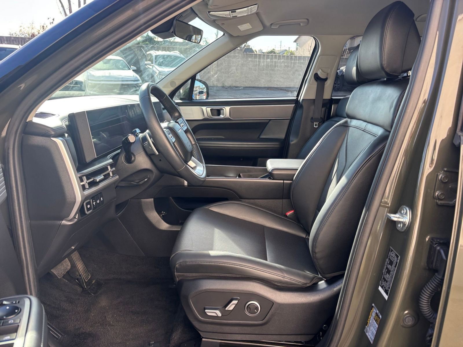 Thumbnail: 2025 Hyundai Santa Fe - 29