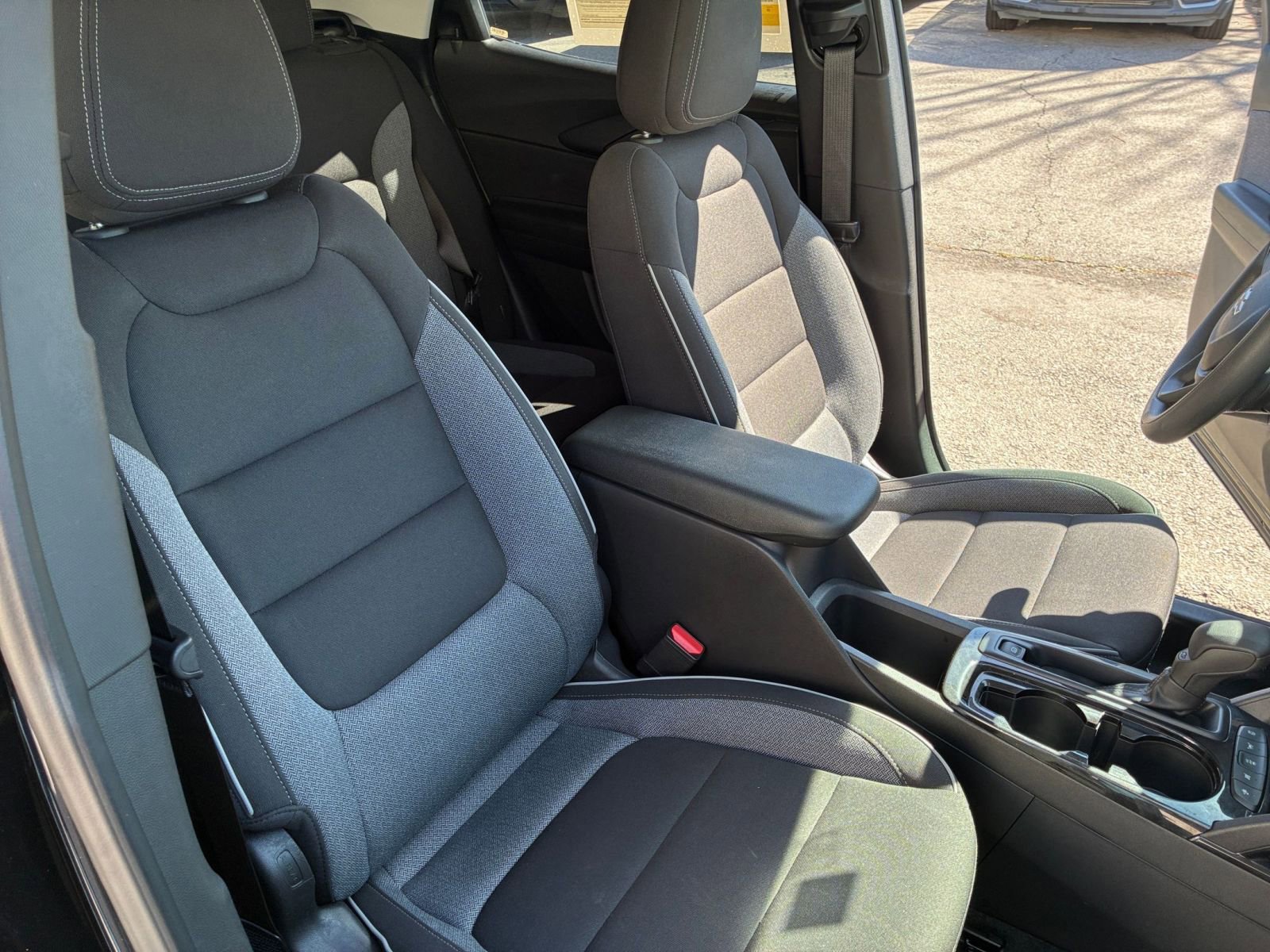 Thumbnail: 2025 Chevrolet TrailBlazer - 35