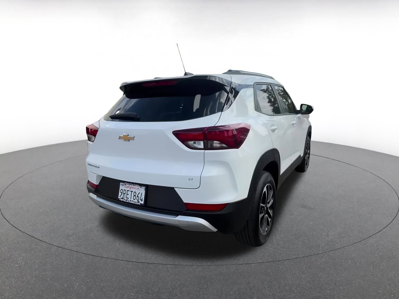 Thumbnail: 2025 Chevrolet TrailBlazer - 15