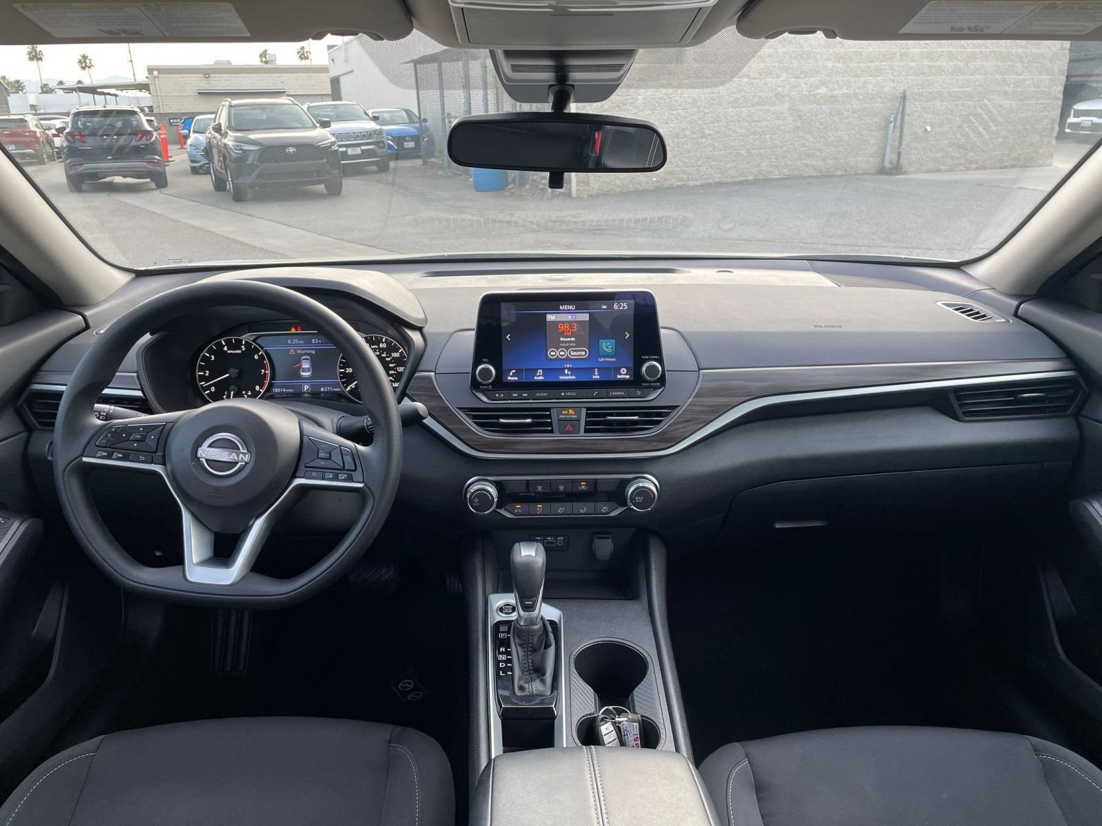 Thumbnail: 2025 Nissan Altima - 33