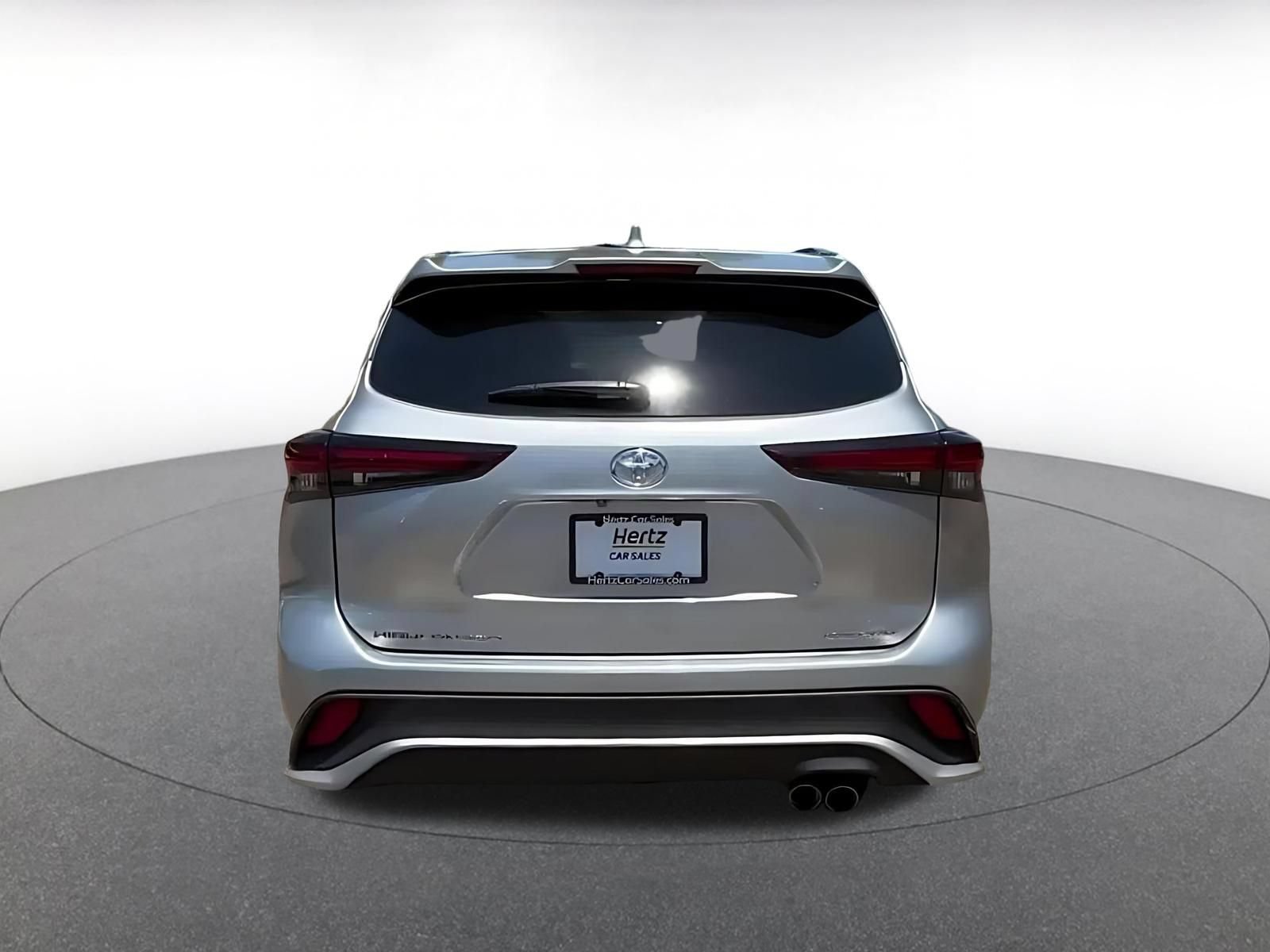 Thumbnail: 2025 Toyota Highlander - 12