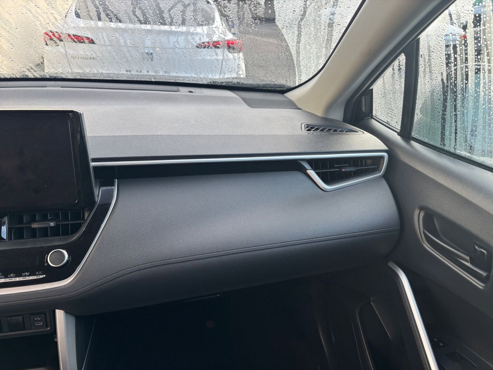 Thumbnail: 2025 Toyota Corolla Cross - 35