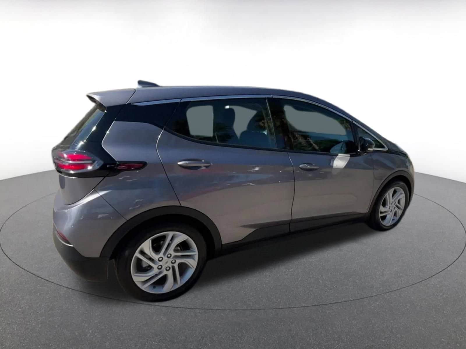 Thumbnail: 2023 Chevrolet Bolt EV - 15