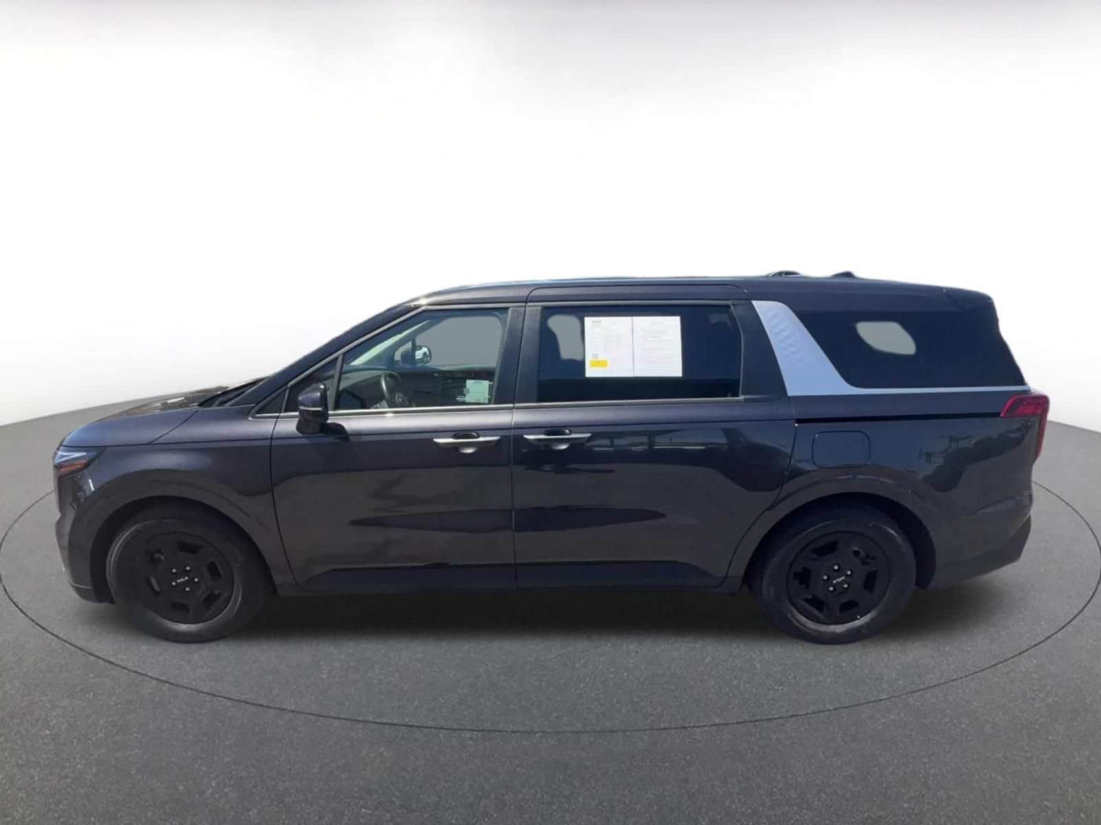 Thumbnail: 2026 Kia Carnival - 9