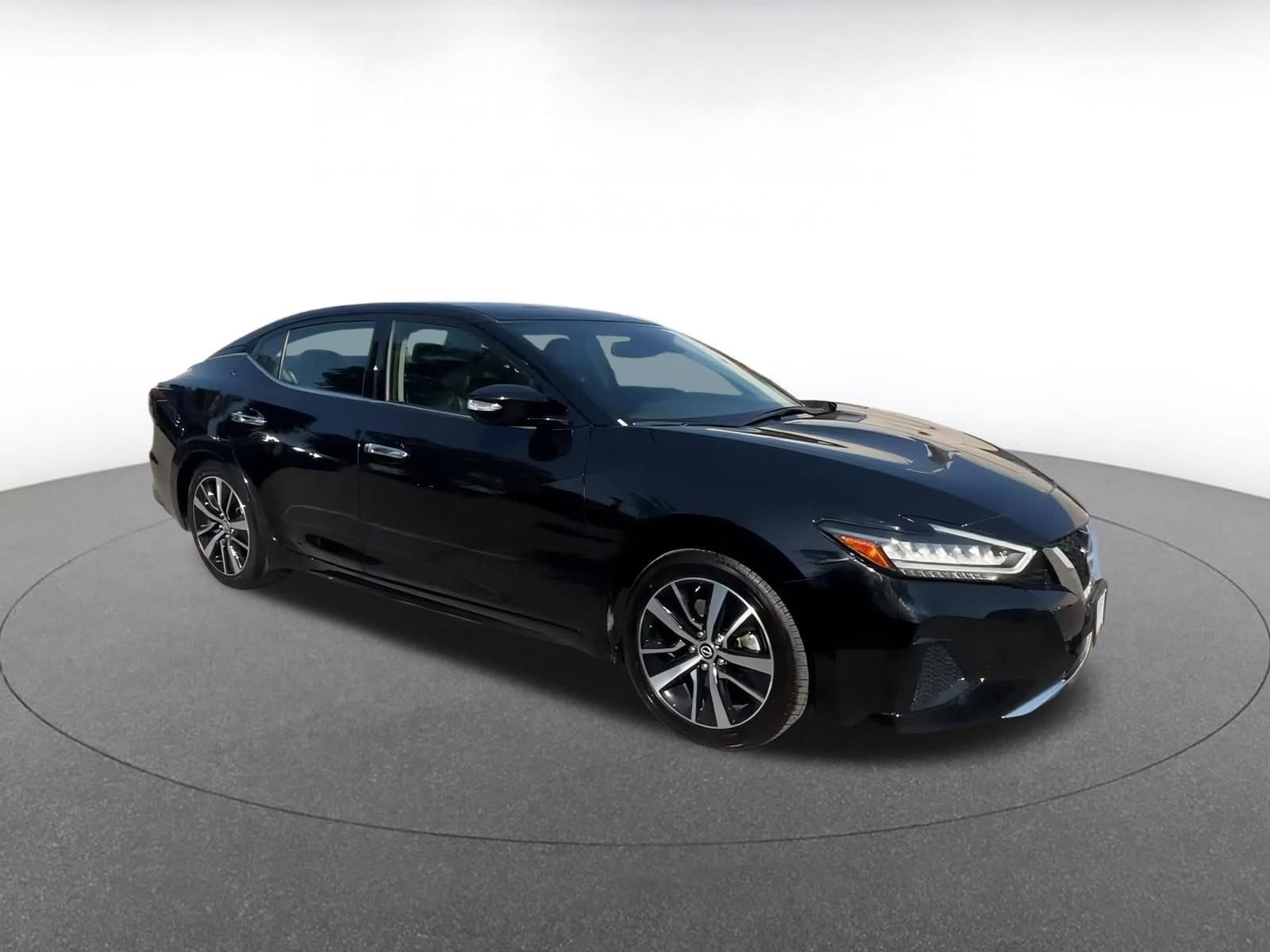 Thumbnail: 2023 Nissan Maxima - 2