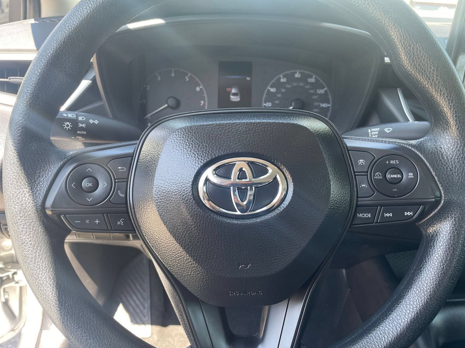 Thumbnail: 2025 Toyota Corolla - 25